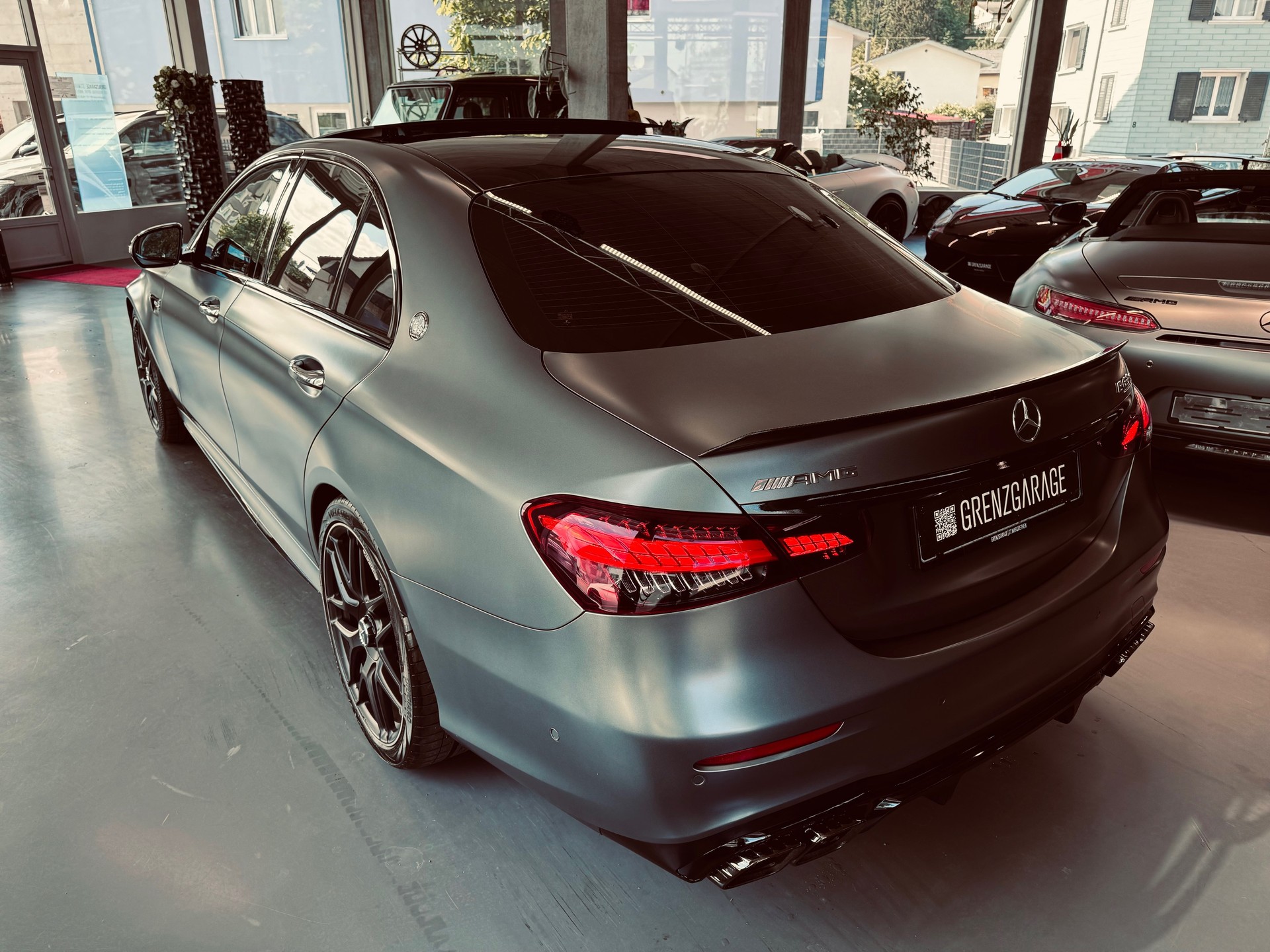 MERCEDES-BENZ AMG E 63 S 4Matic+ Speedshift 9G-TCT-image-6