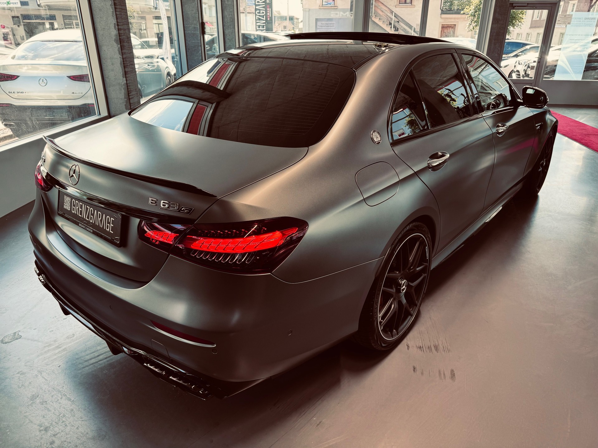 MERCEDES-BENZ AMG E 63 S 4Matic+ Speedshift 9G-TCT-image-7