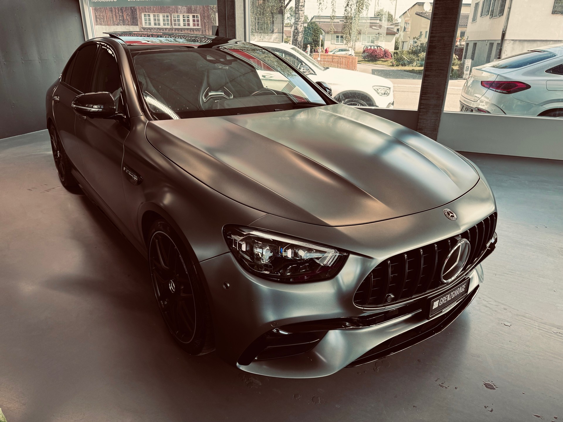 MERCEDES-BENZ AMG E 63 S 4Matic+ Speedshift 9G-TCT-image-2