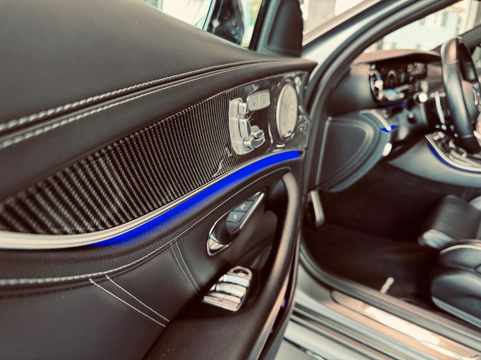 MERCEDES-BENZ AMG E 63 S 4Matic+ Speedshift 9G-TCT-image-12