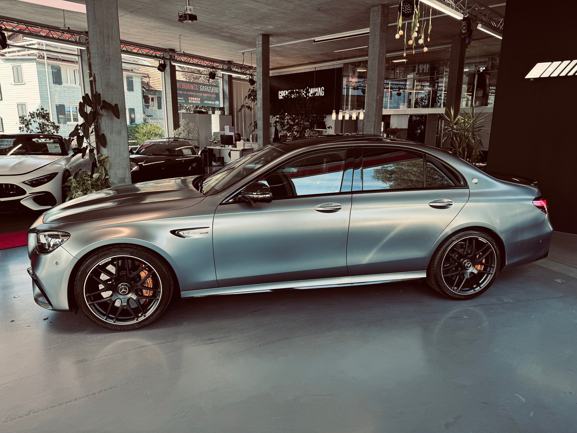 MERCEDES-BENZ AMG E 63 S 4Matic+ Speedshift 9G-TCT-image-3