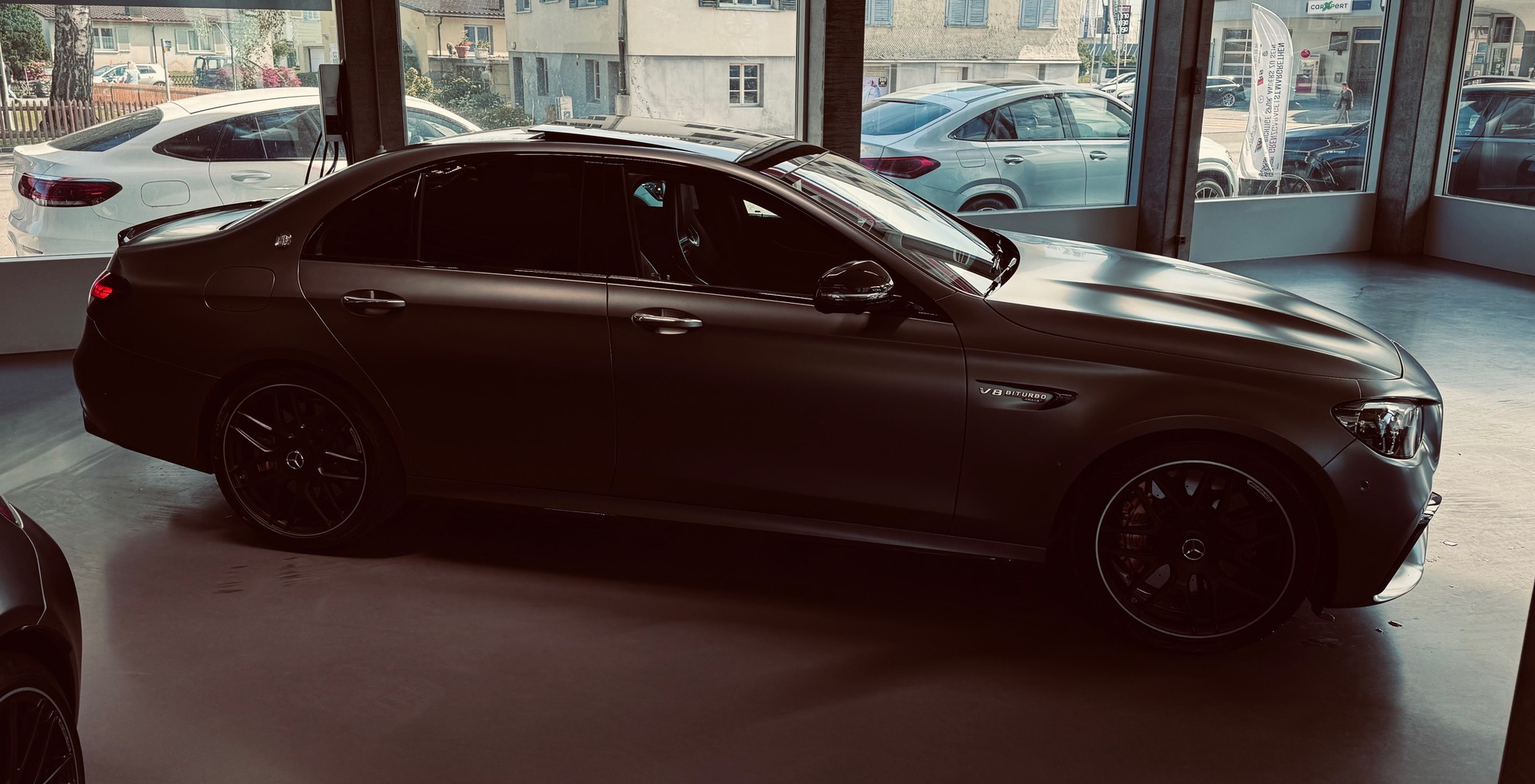 MERCEDES-BENZ AMG E 63 S 4Matic+ Speedshift 9G-TCT-image-4