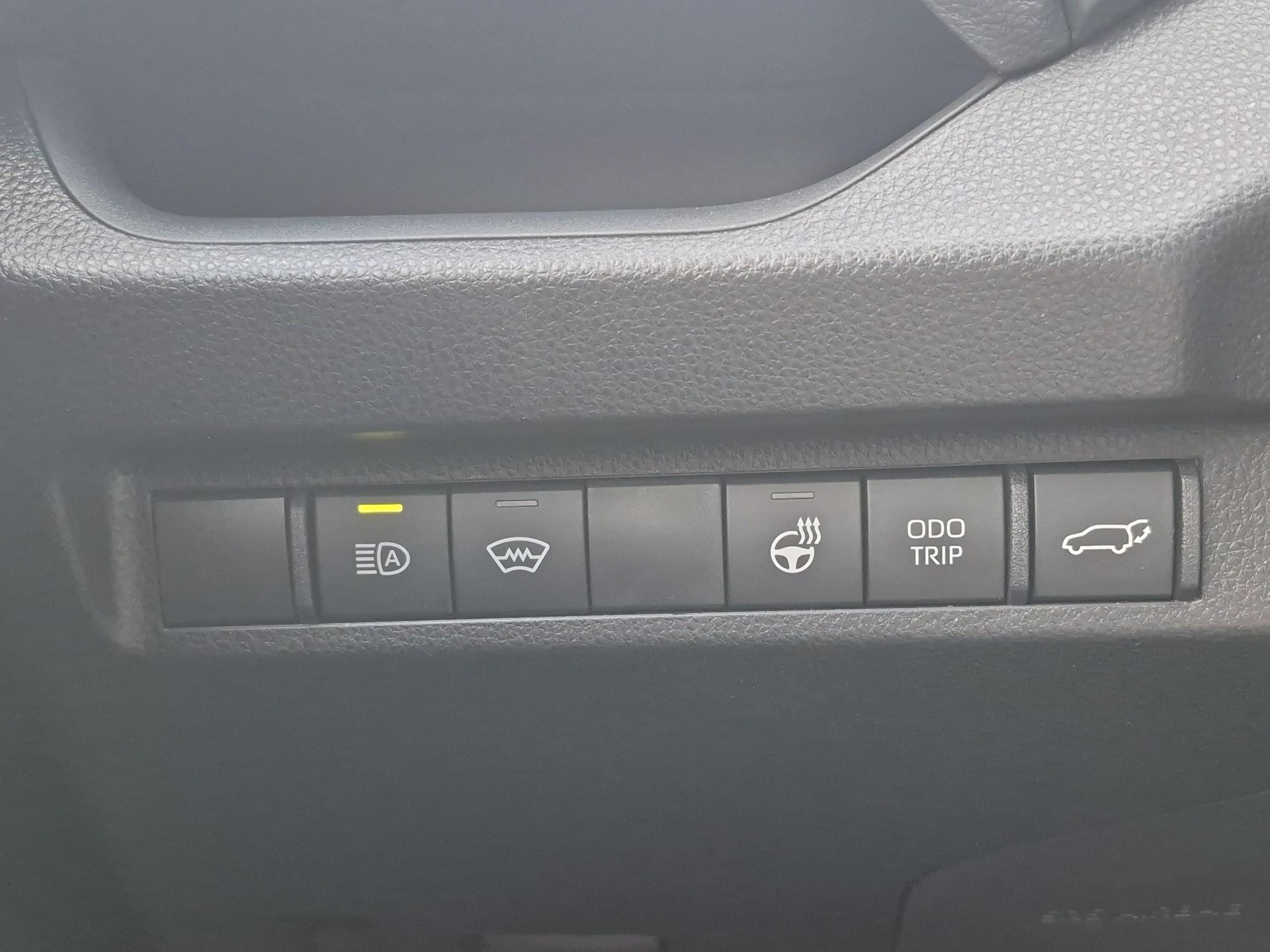 SUZUKI Across 2.5 PHEV Compact Top 4x4-image-17