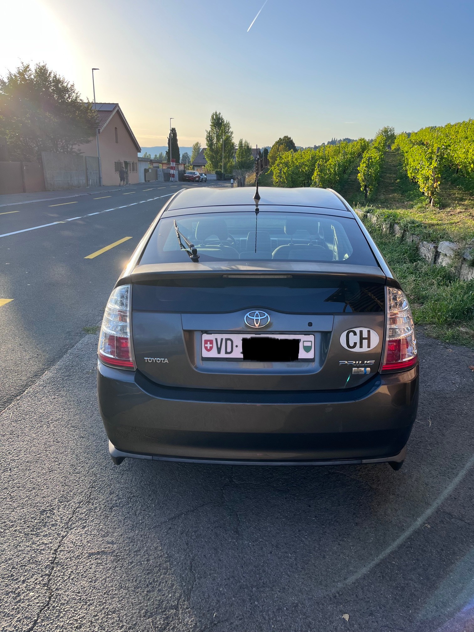 TOYOTA 1.5 VVTi HSD Limited-image-1