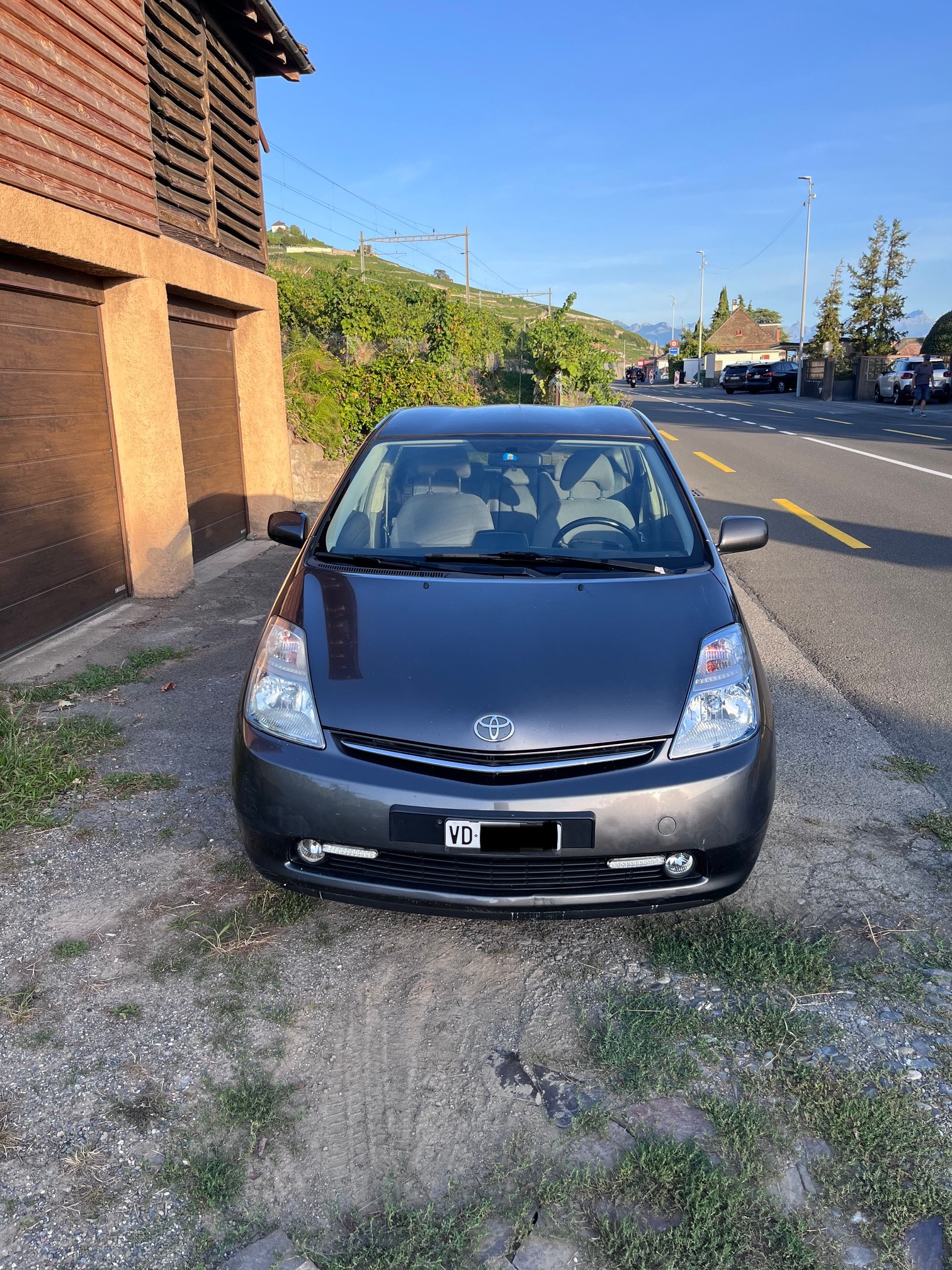 TOYOTA 1.5 VVTi HSD Limited-image-0