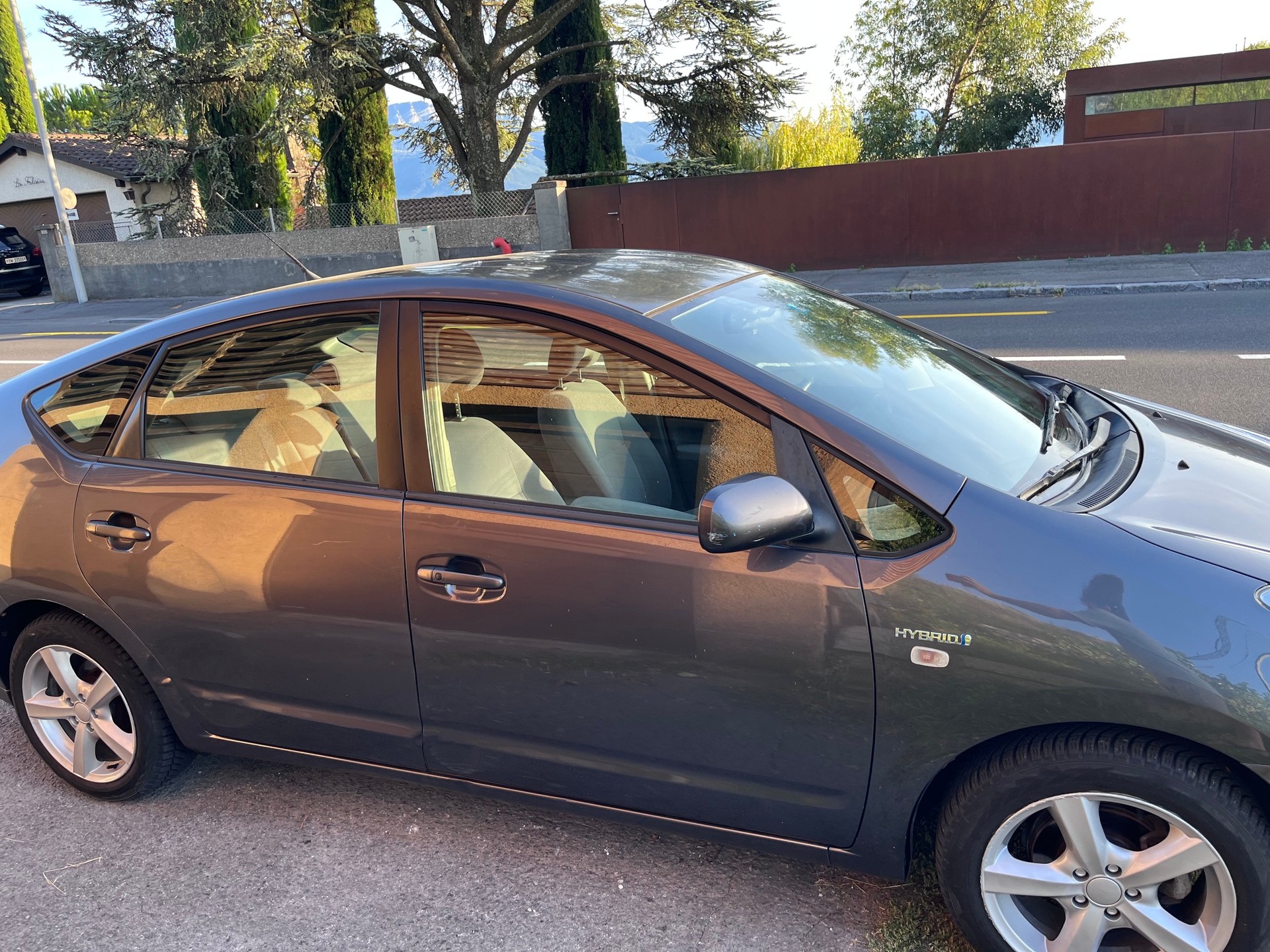 TOYOTA 1.5 VVTi HSD Limited-image-3