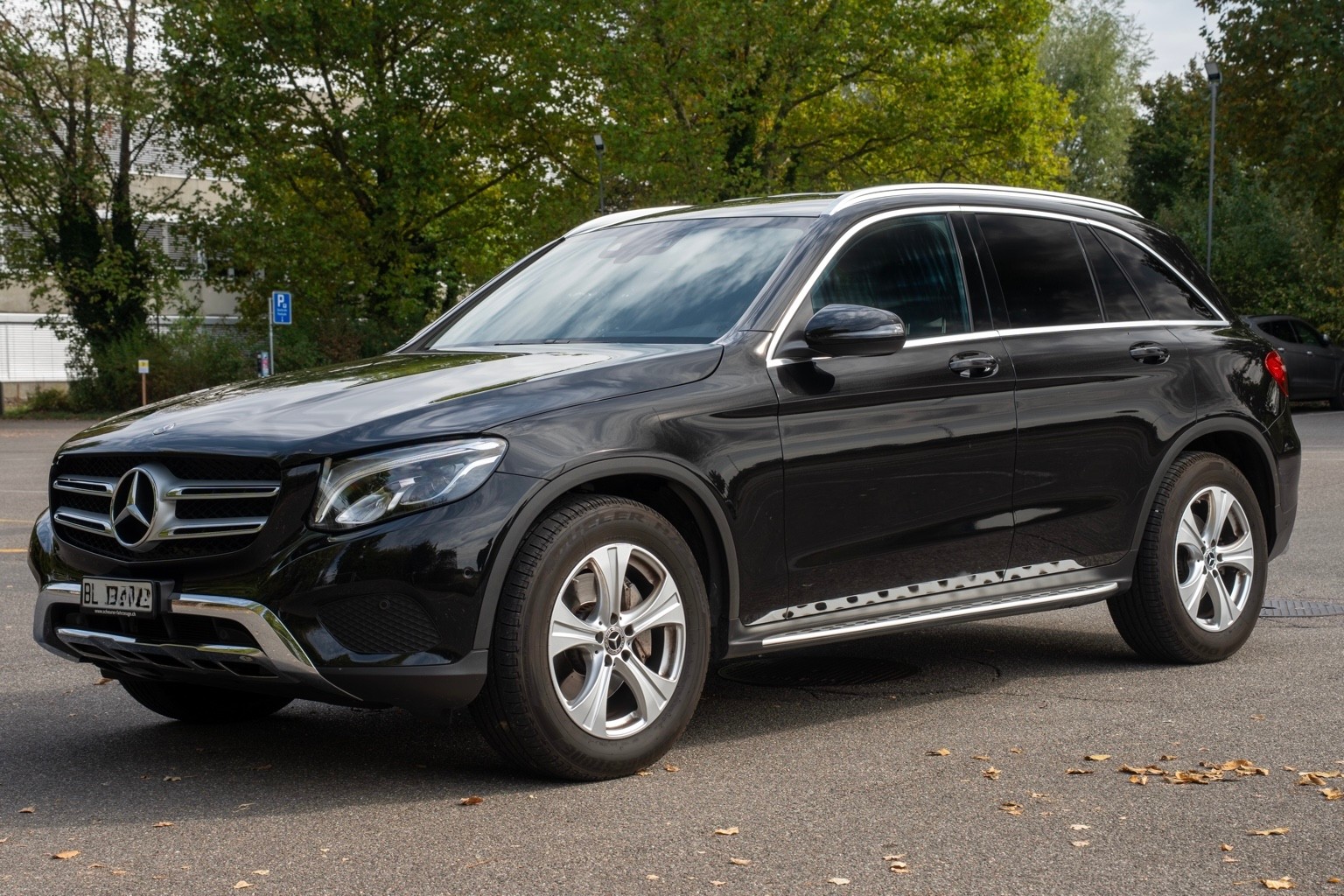 Car photo