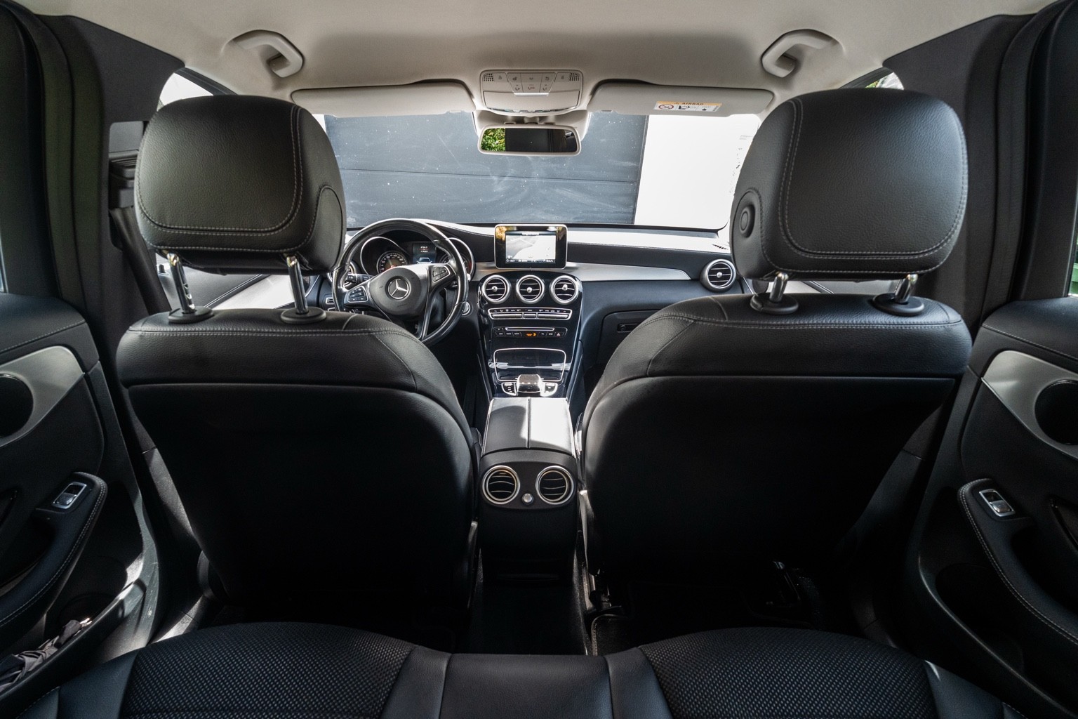 MERCEDES-BENZ GLC 250 4MATIC 9G-TRONIC-image-1