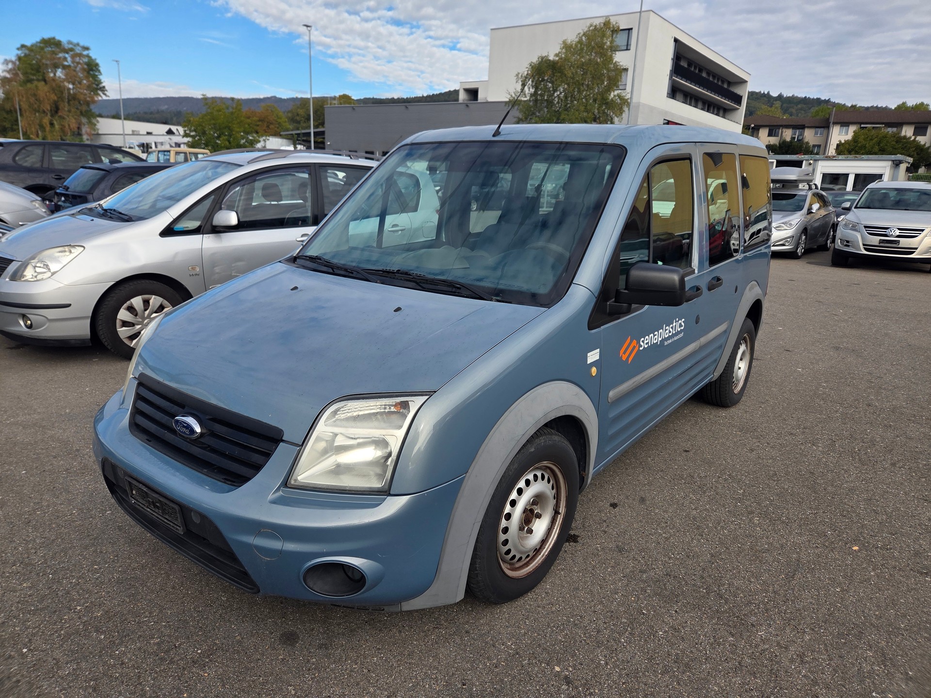 FORD Tourneo Connect M1 200 TDCi S Trend-image-0