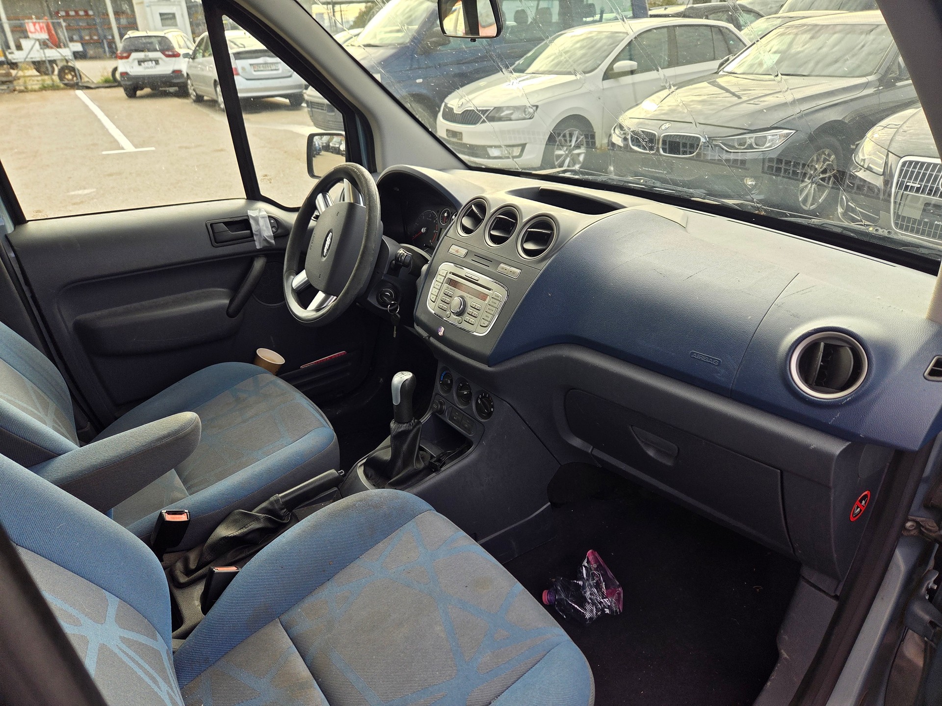 FORD Tourneo Connect M1 200 TDCi S Trend-image-4