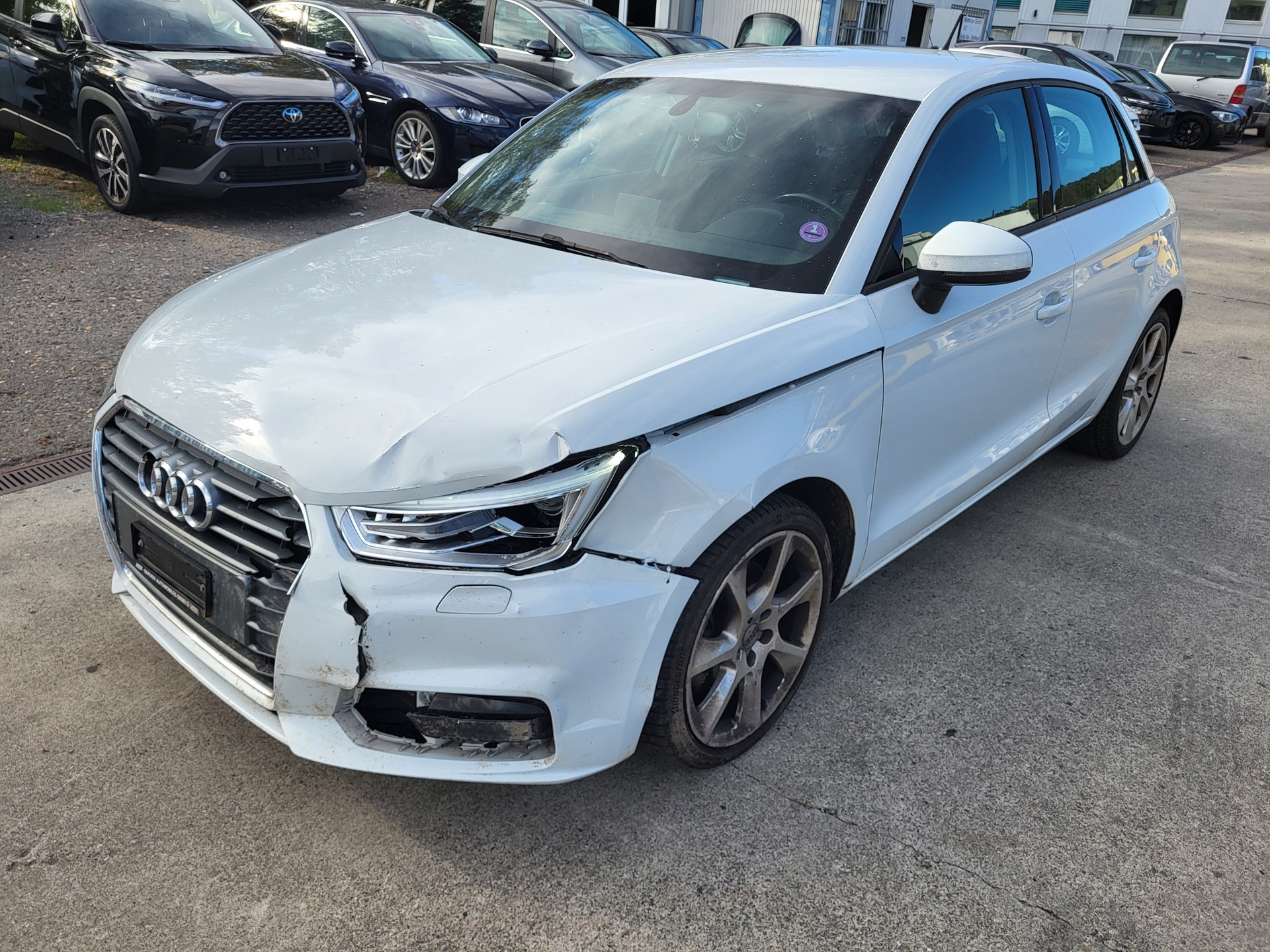 AUDI A1 Sportback 1.4 TFSI Sport S-tronic-image-6