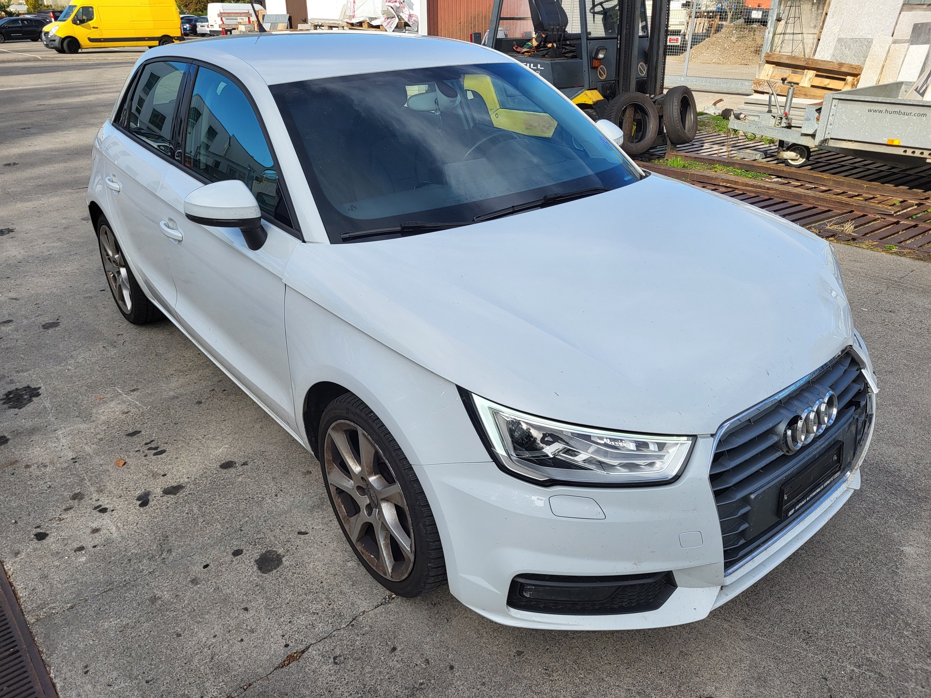 AUDI A1 Sportback 1.4 TFSI Sport S-tronic-image-5