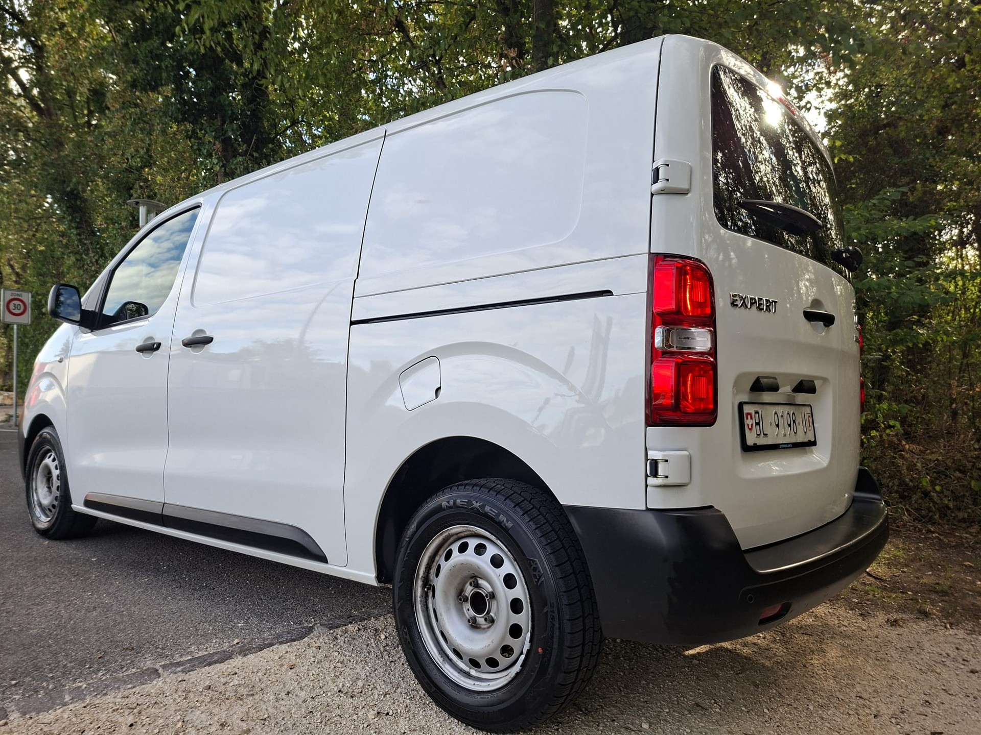 PEUGEOT Expert 2.0 BlueHDi 120 S&S Active Standard-image-5