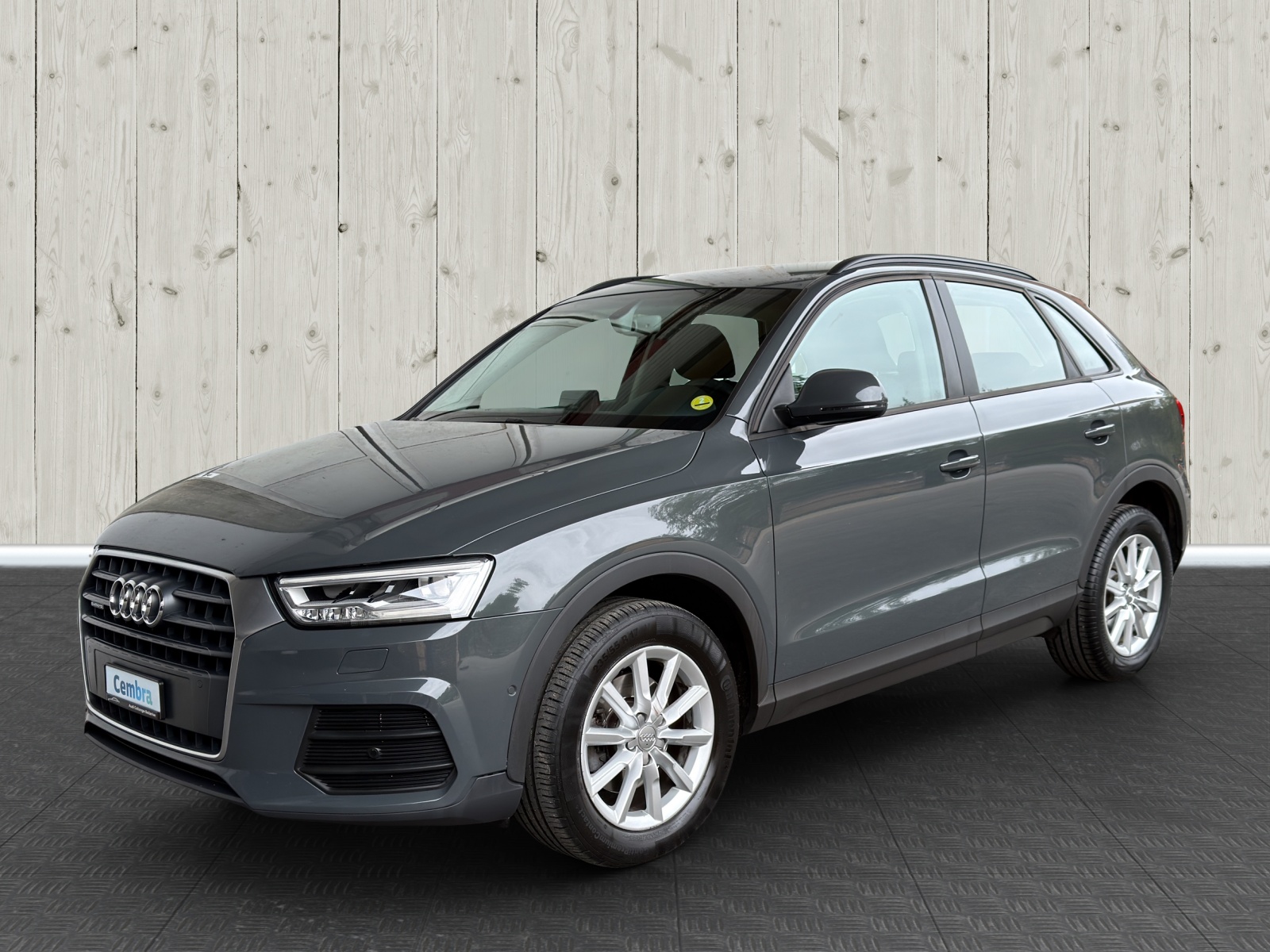 AUDI Q3 2.0 TDI quattro S-tronic-image-2