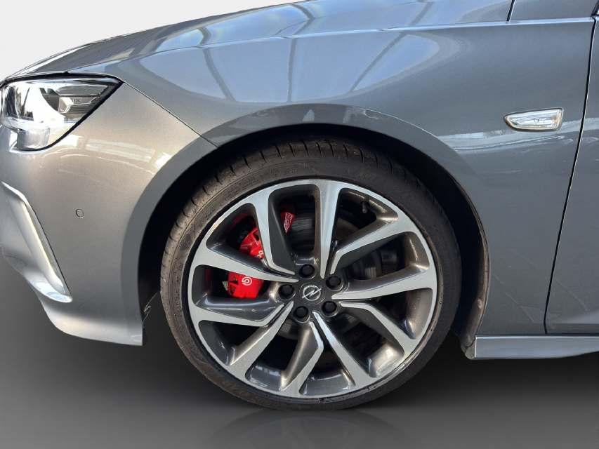 OPEL Insignia ST 2.0T/230 GSi 4x4-image-8