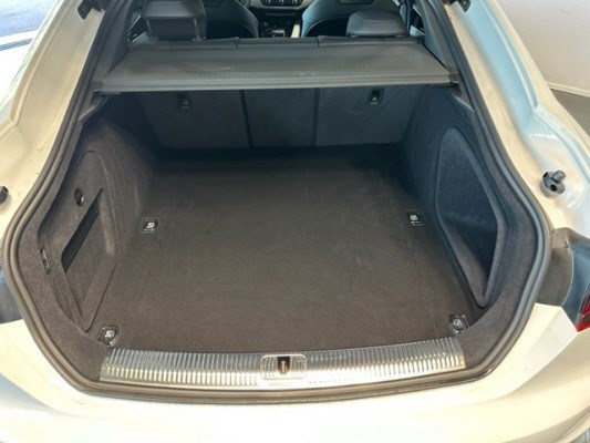AUDI S5 Sportback TDI quattro-image-14