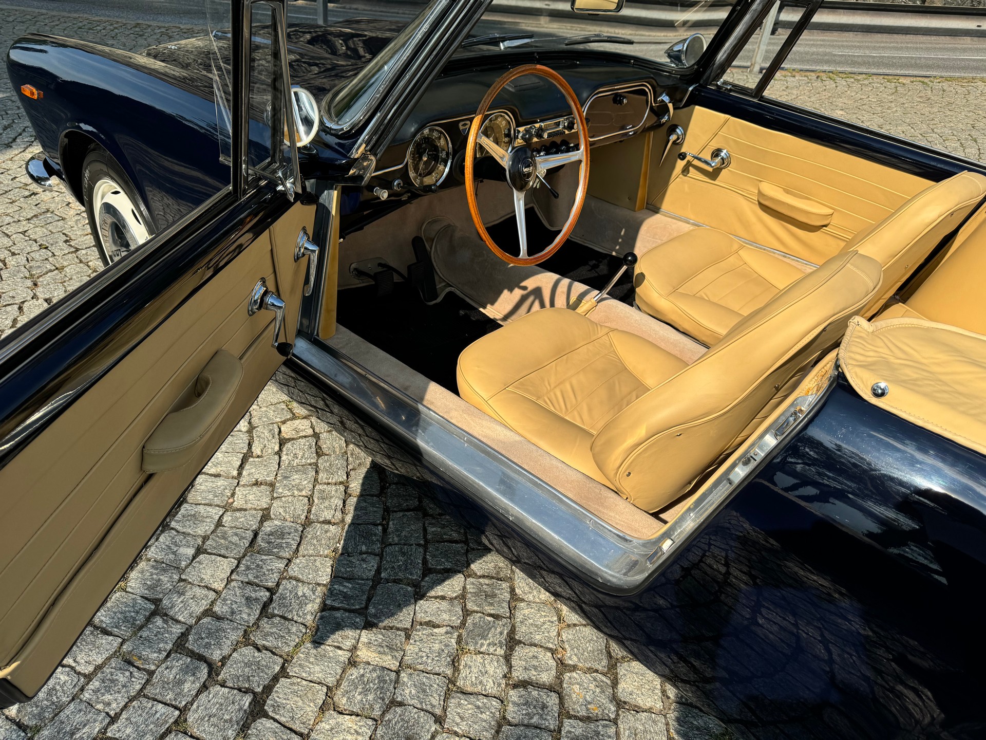LANCIA touring convertibile 2800 3C superleggera-image-10