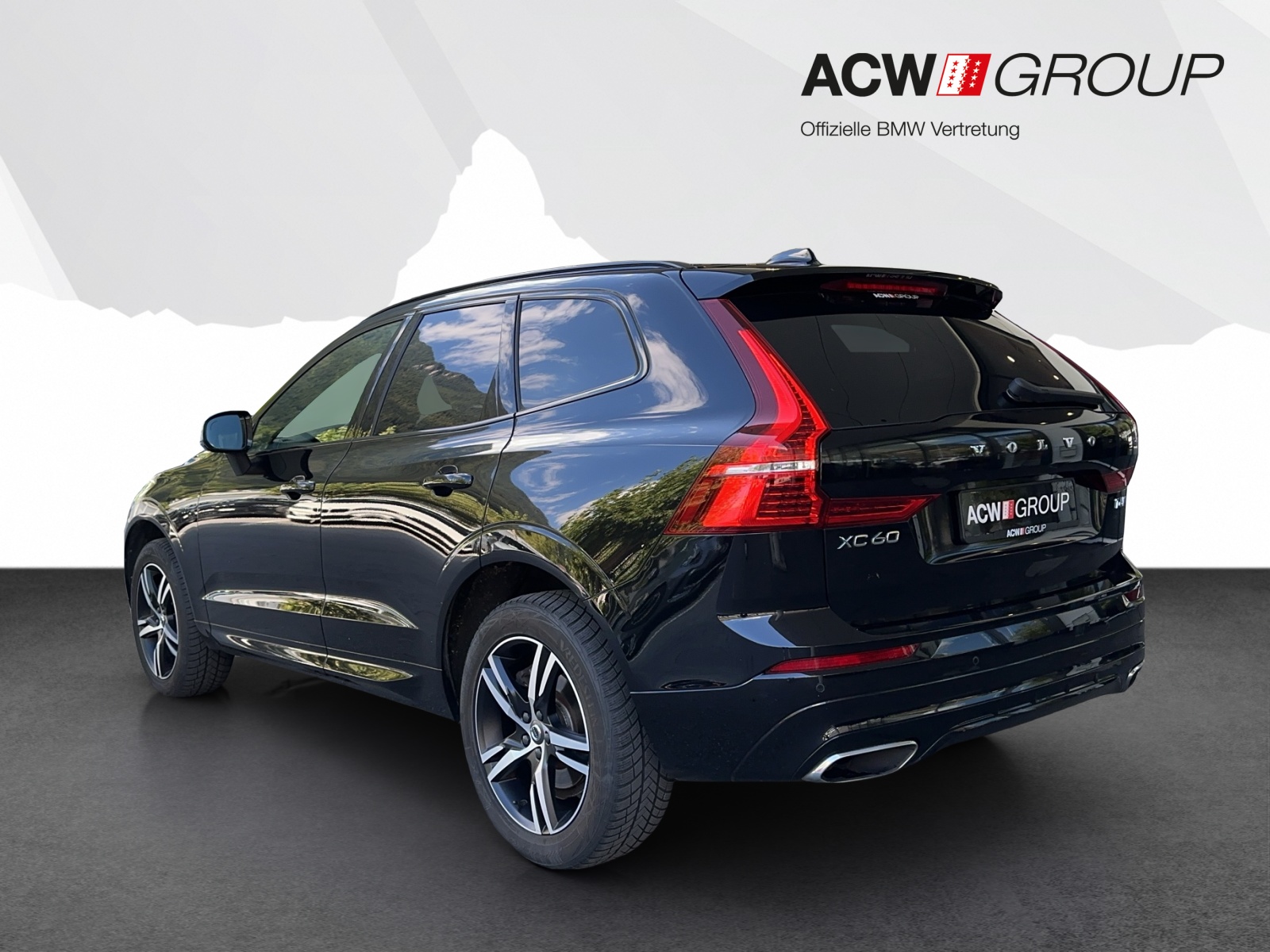 VOLVO XC60 2.0 T6 R-Design AWD-image-2