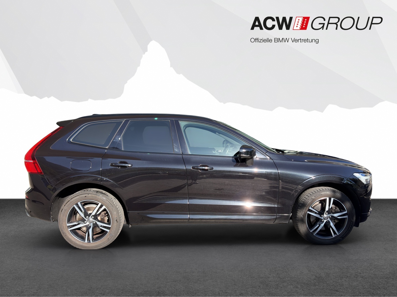 VOLVO XC60 2.0 T6 R-Design AWD-image-5