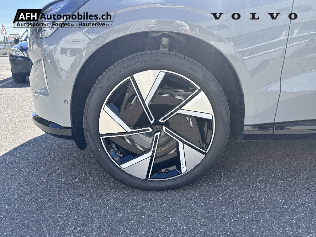 VOLVO EX 90 Twin Performance Ultra AWDD-image-16