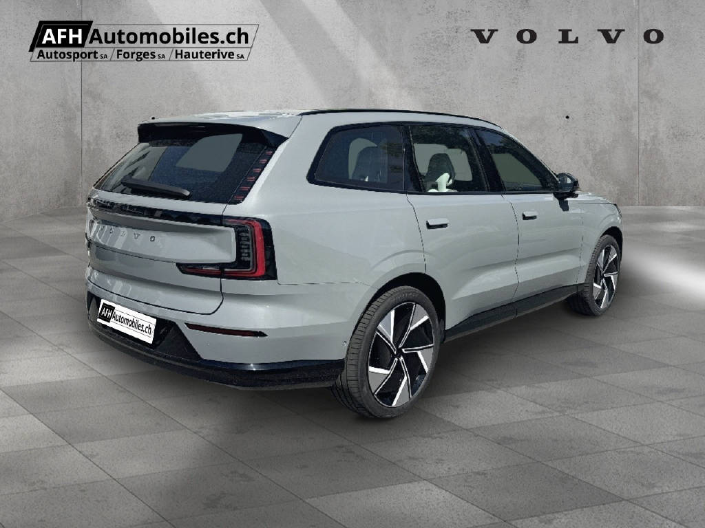 VOLVO EX 90 Twin Performance Ultra AWDD-image-6
