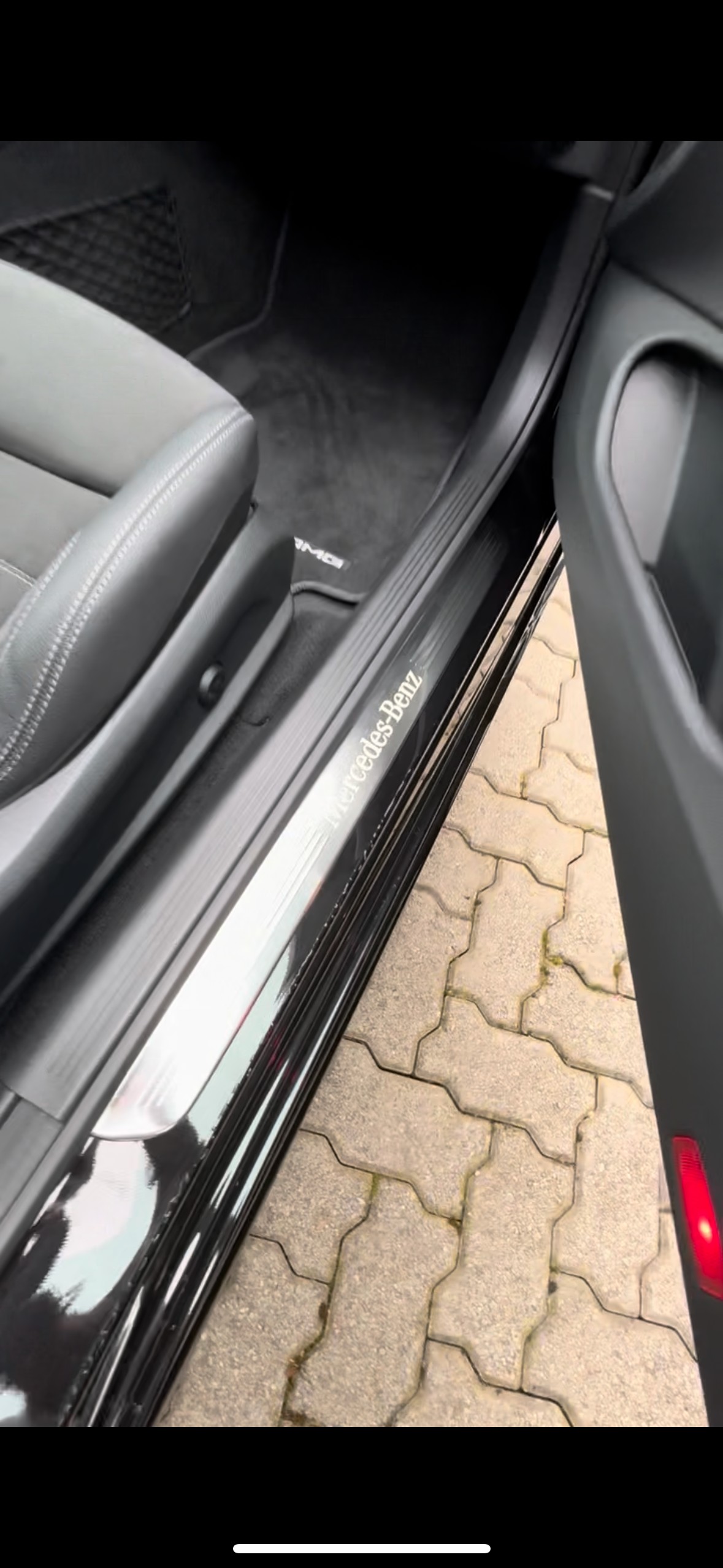 MERCEDES-BENZ C 200 Coupé AMG Line 4Matic 9G-Tronic-image-6