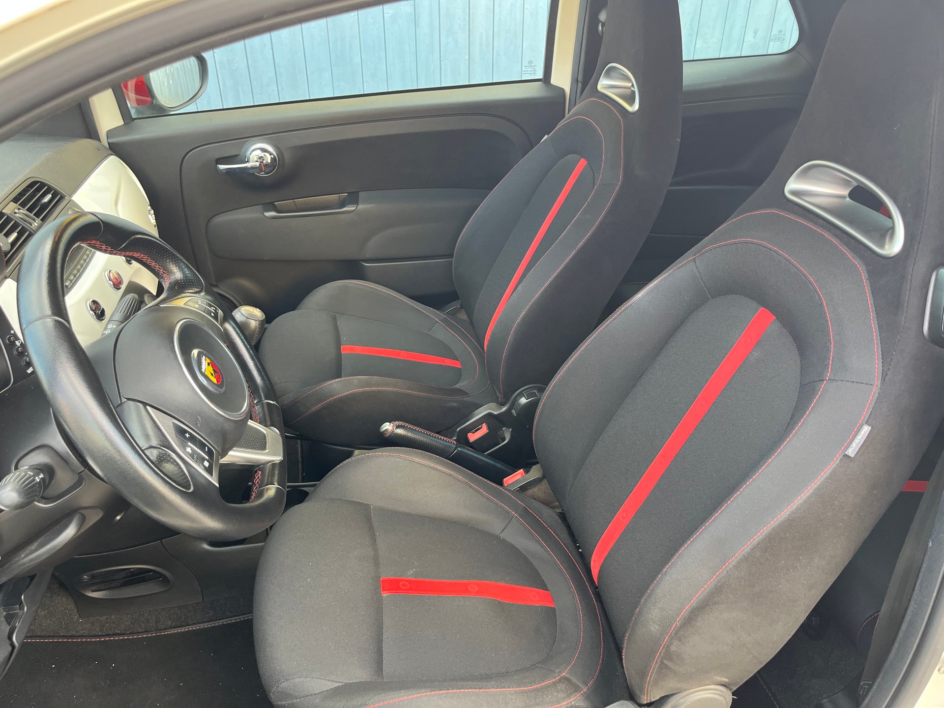 FIAT 500 1.4 16V Turbo Abarth-image-8