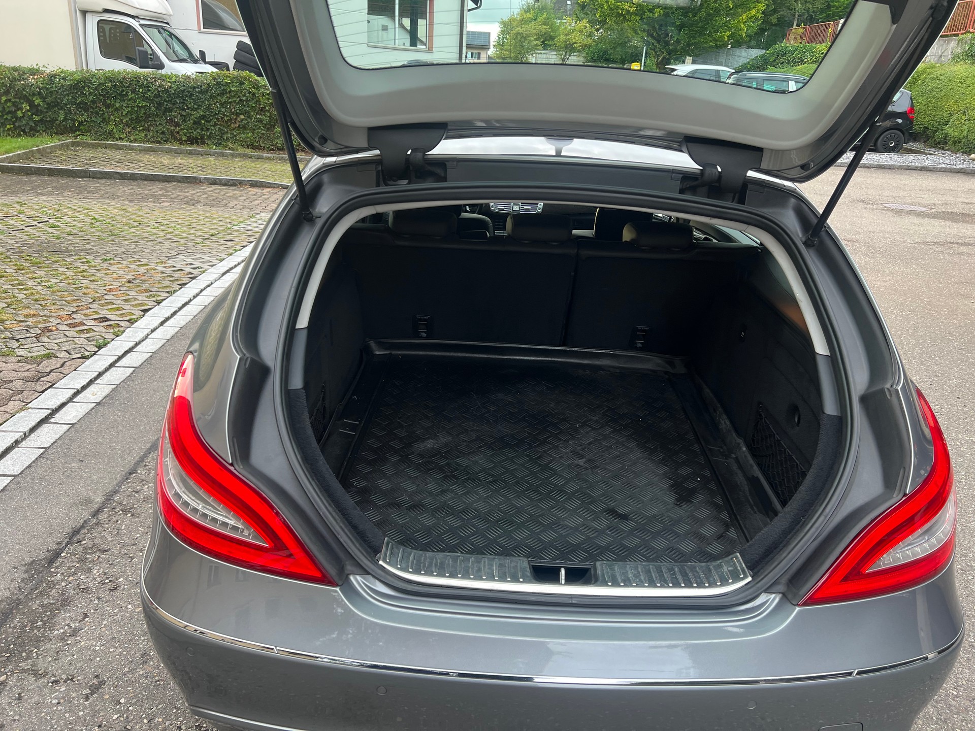 MERCEDES-BENZ CLS Shooting Brake 350 CDI 4Matic 7G-Tronic-image-5