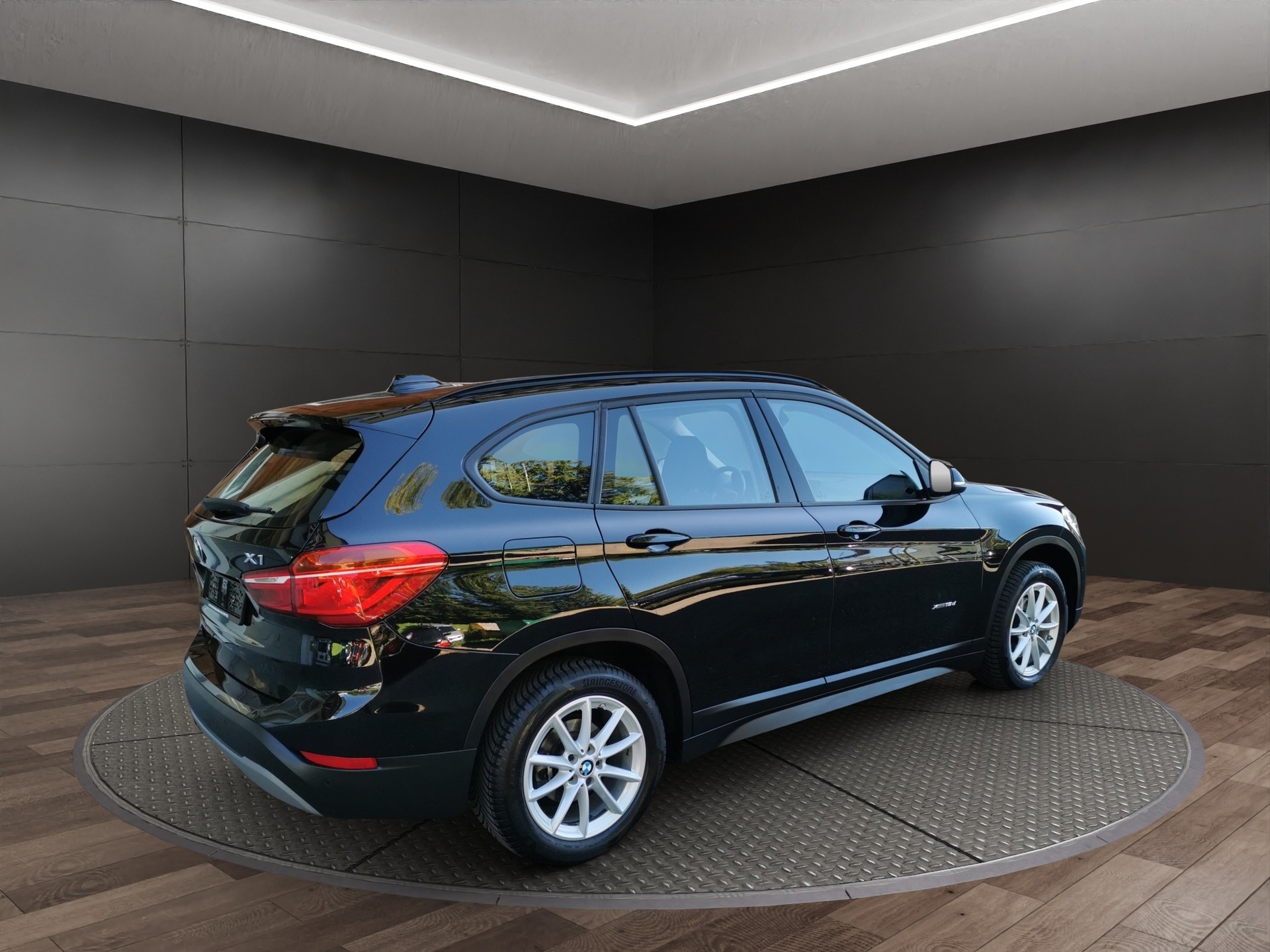 BMW X1 xDrive 18d Steptronic-image-3
