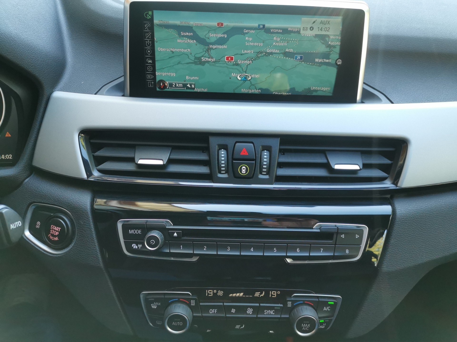 BMW X1 xDrive 18d Steptronic-image-14