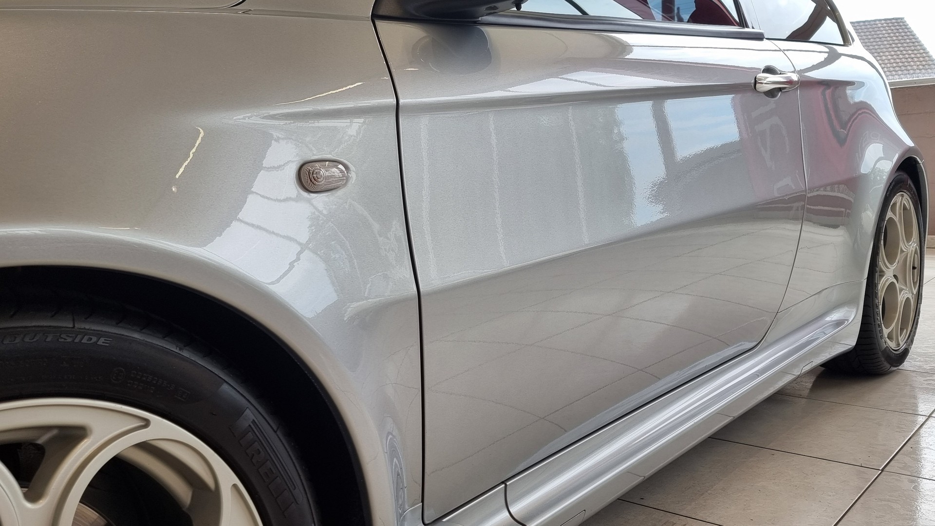 ALFA ROMEO 147 3.2 GTA-image-1