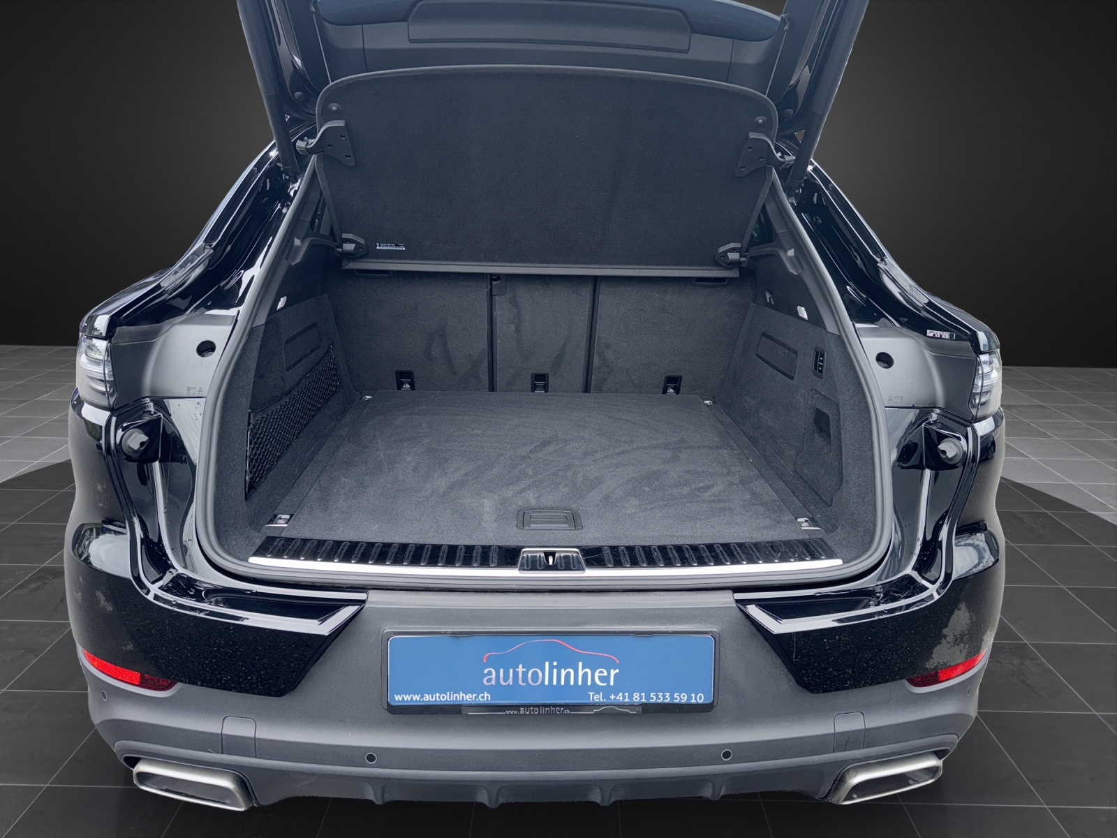 PORSCHE Cayenne Coupé E-Hybrid-image-12