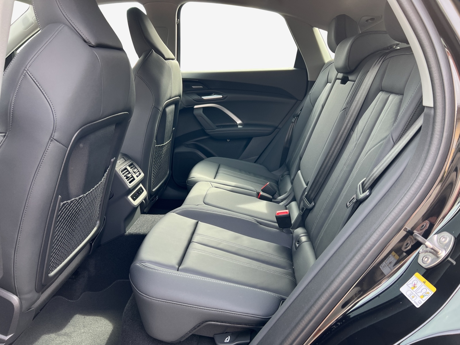AUDI Q5 Sportback TDI quattro 150 kW S-tronic-image-11
