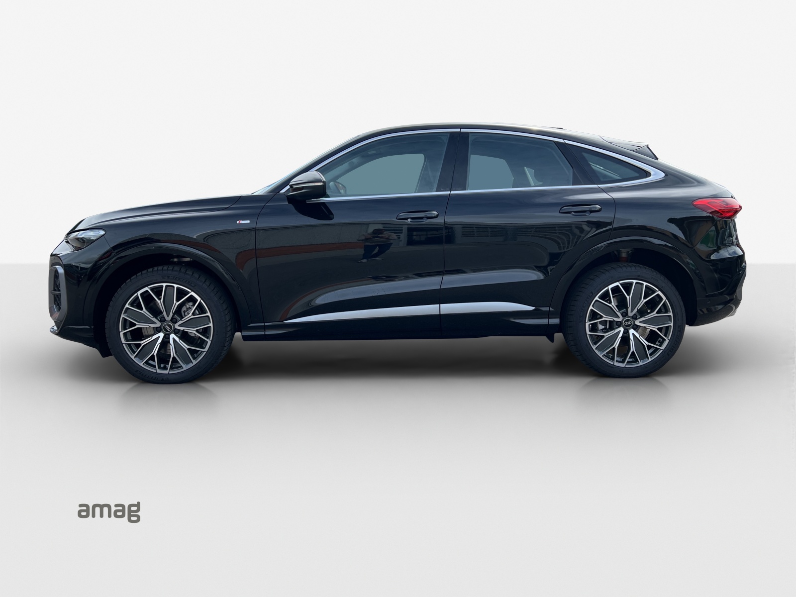 AUDI Q5 Sportback TDI quattro 150 kW S-tronic-image-1
