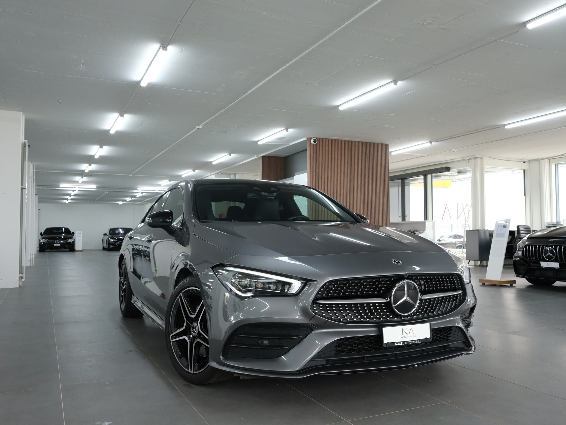MERCEDES-BENZ CLA 200 AMG Line 7G-DCT-image-0