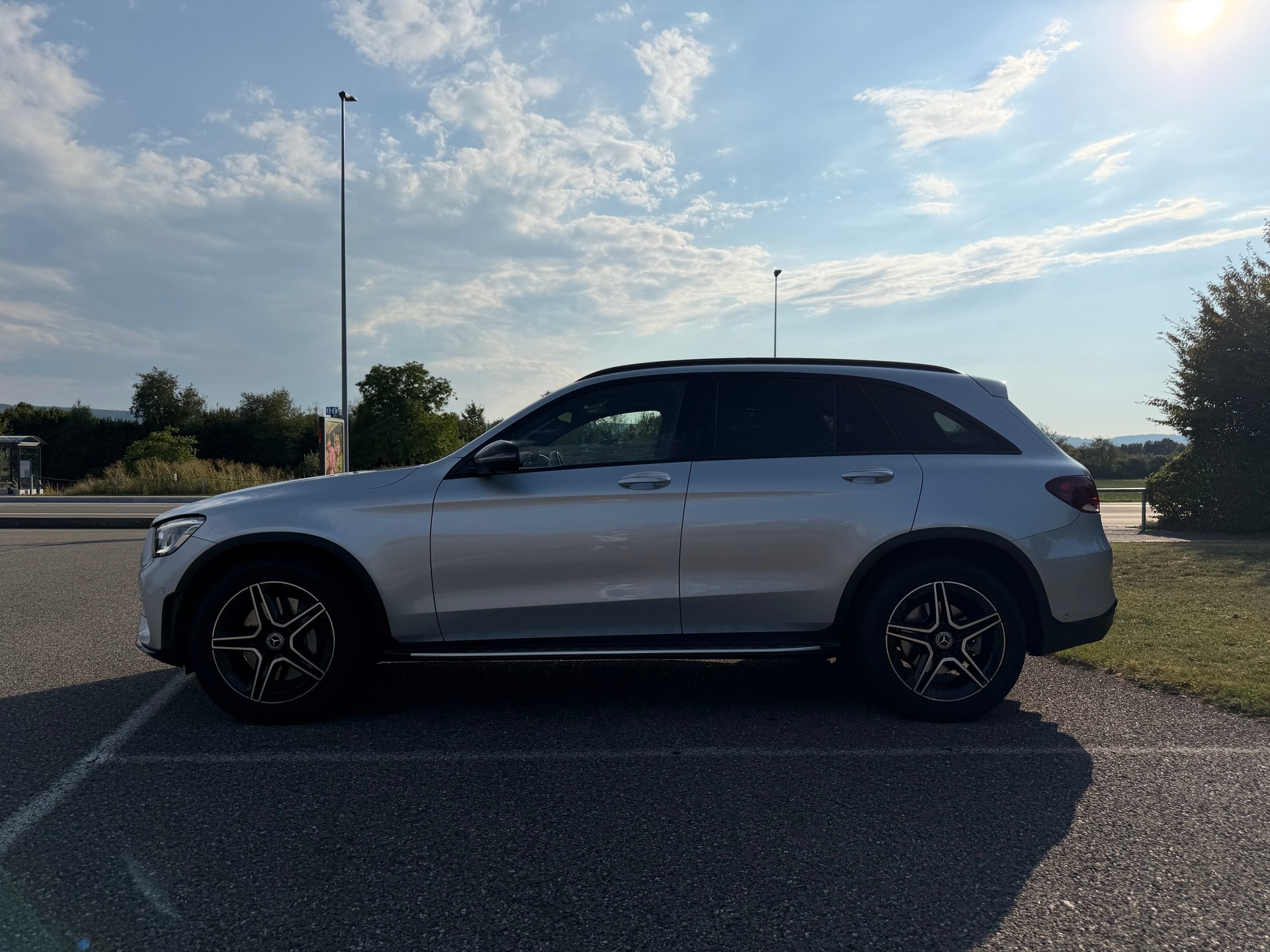 MERCEDES-BENZ GLC 220 d AMG Line 4Matic 9G-Tronic-image-1