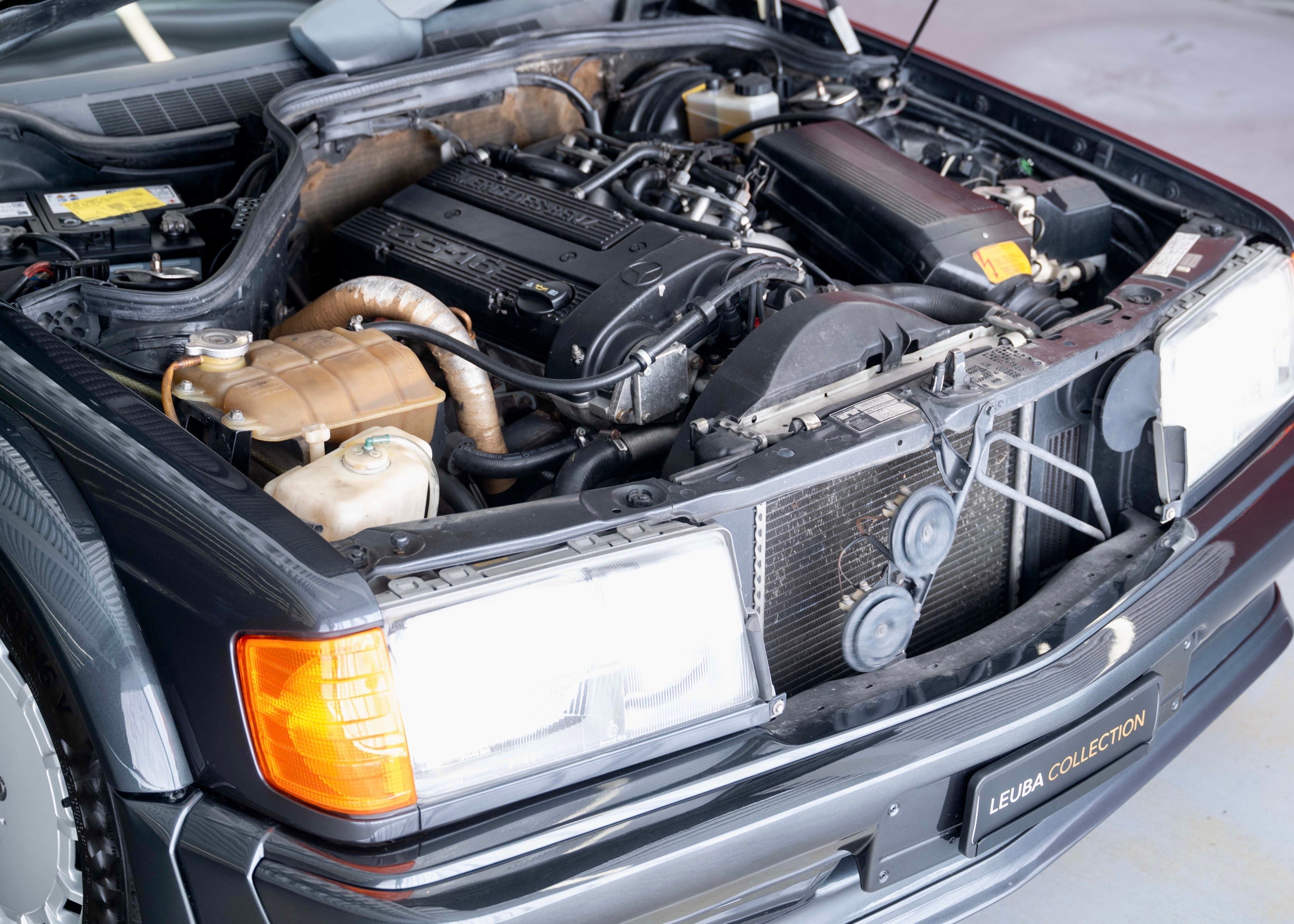 Image MERCEDES-BENZ 190 190 E 2.5-16 Evo I (2nd hand Swiss model, 1 of 502, fantastic condition)