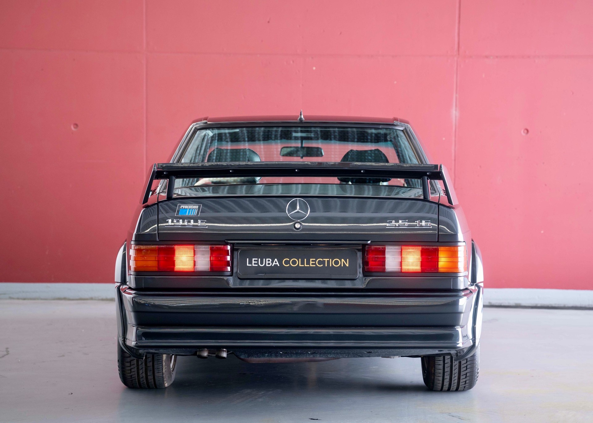 MERCEDES-BENZ 190 E 2.5-16 Evo I (2nd hand Swiss model, 1 of 502, fantastic condition)-showroom-element-3