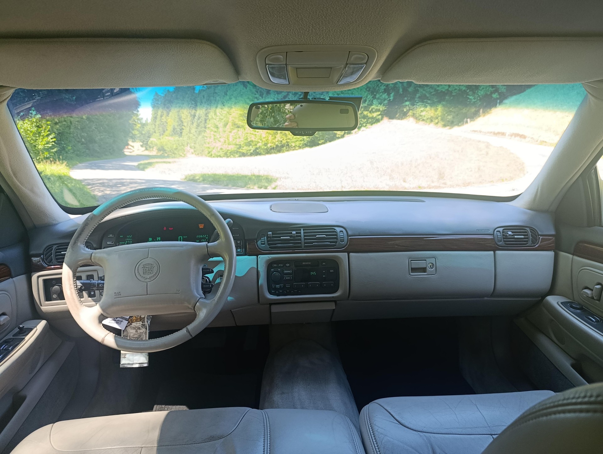 CADILLAC Basis-image-12