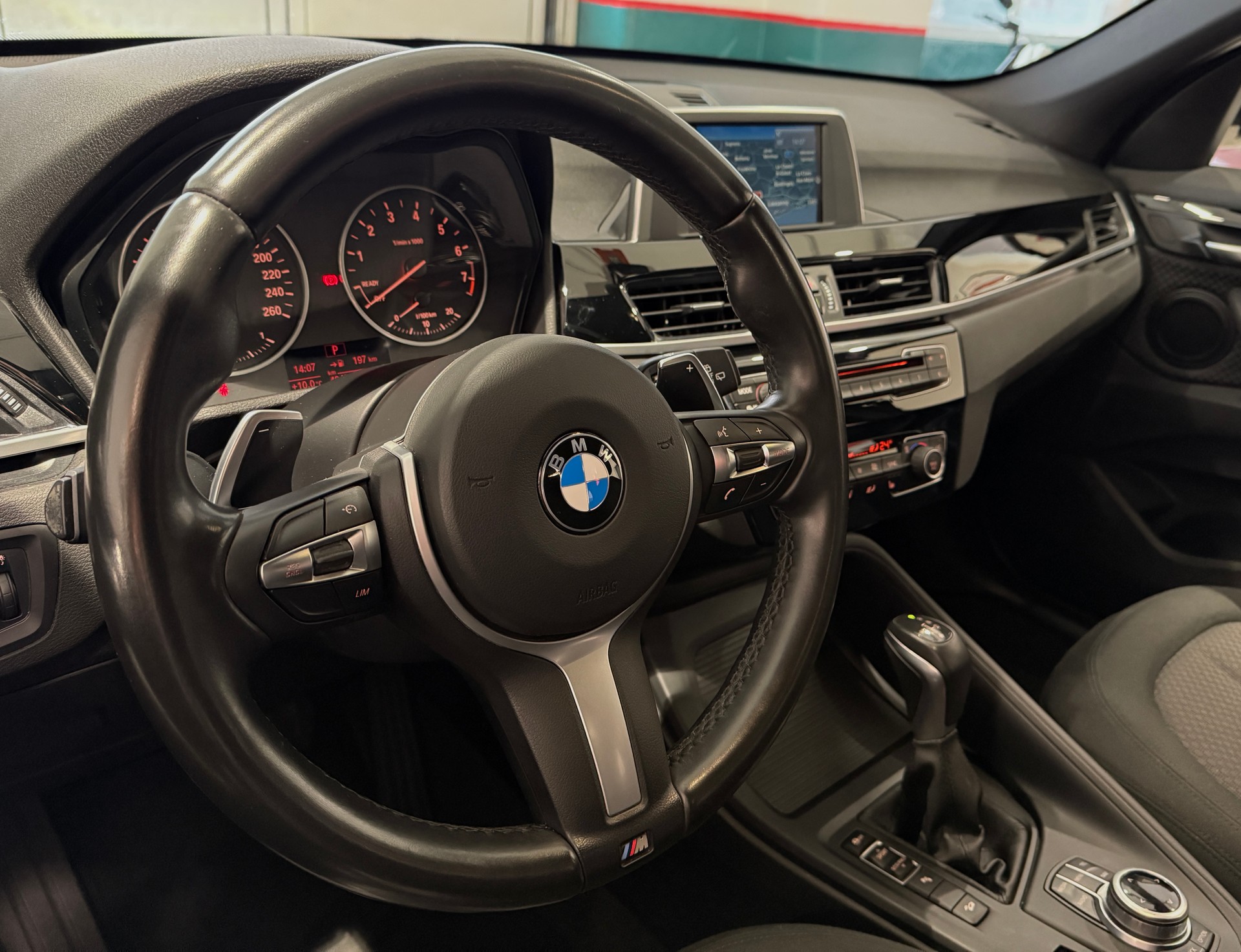 BMW X1 xDrive 20i M Sport Steptronic-image-8