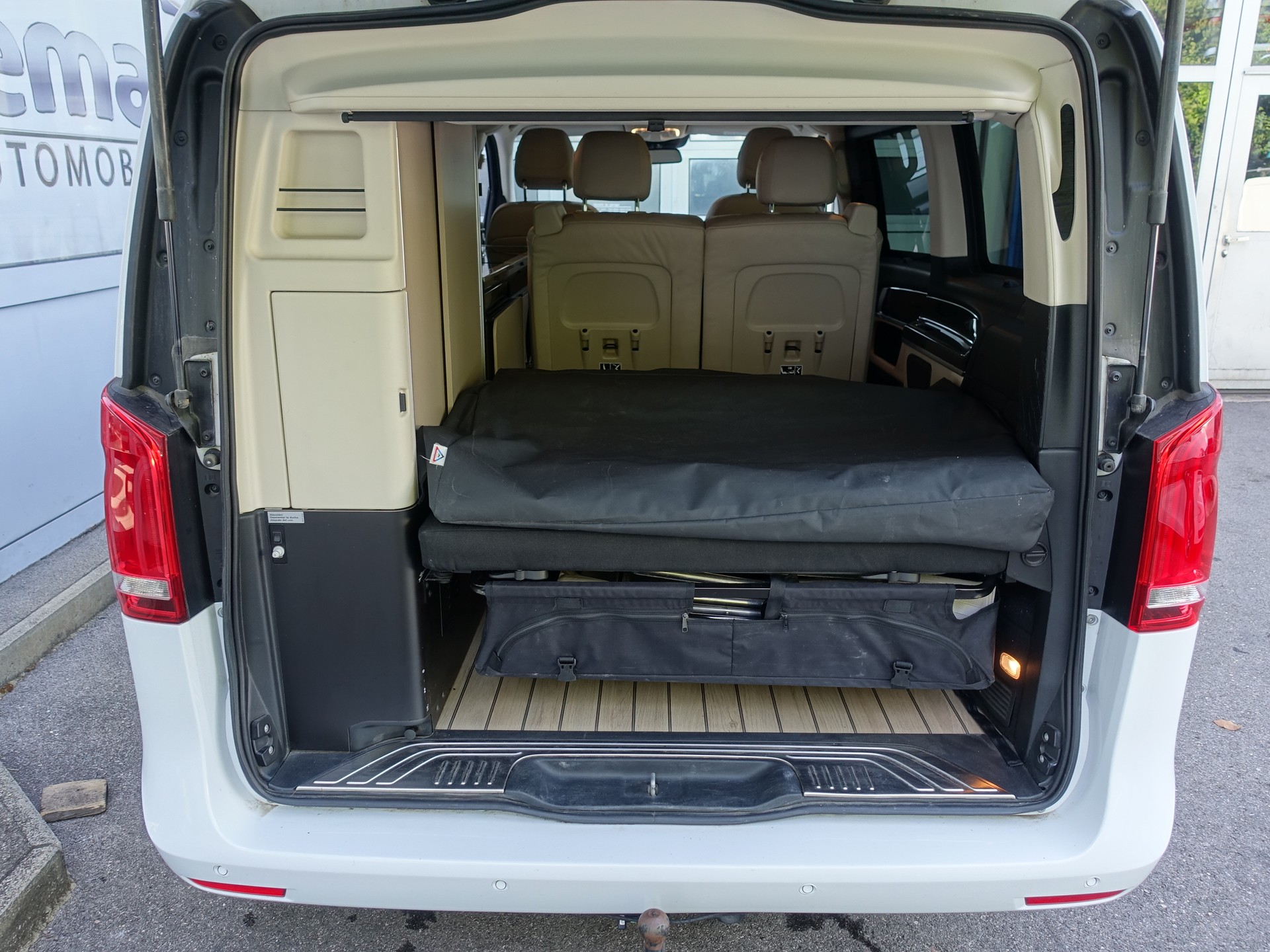 MERCEDES-BENZ Marco Polo Activity 250 d 4Matic 7G-Tronic-image-17