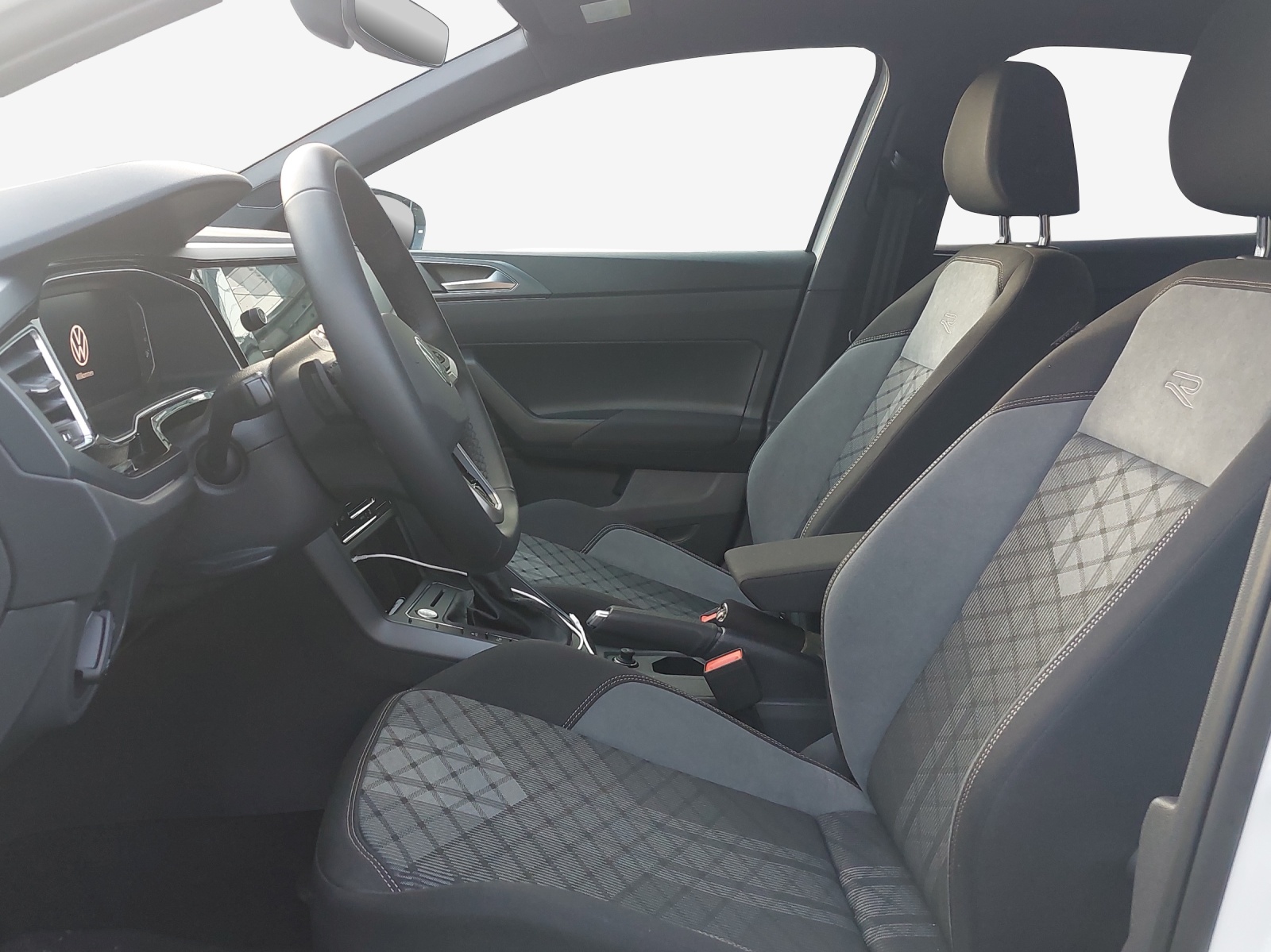 VW Polo 1.0 TSI R-Line United DSG-image-7