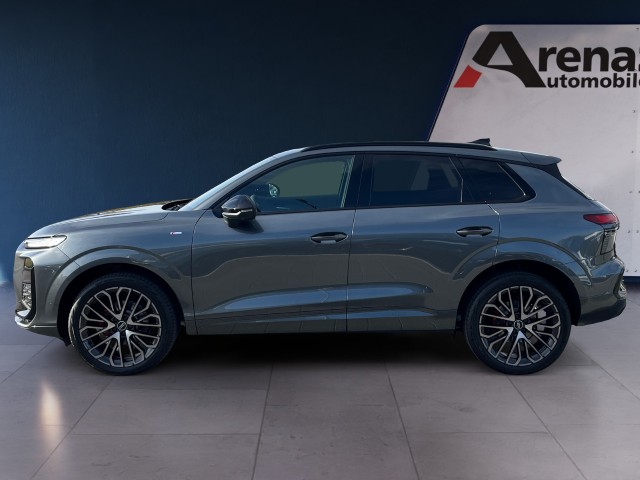 AUDI Q3 SUV 110 kW TFSI S tronic-image-1