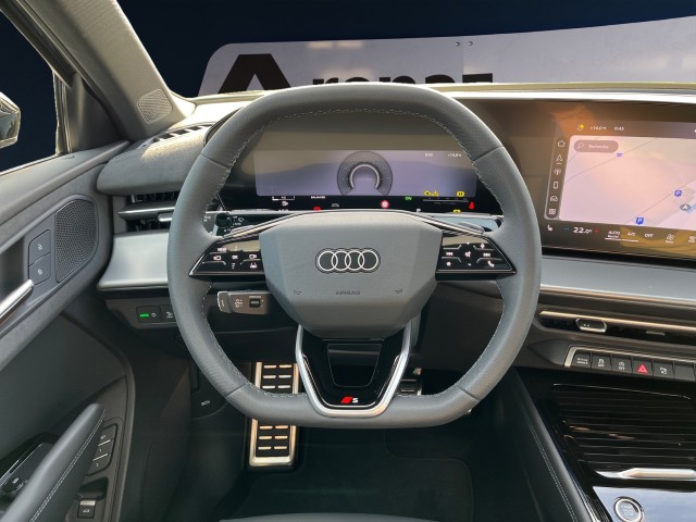 AUDI Q3 SUV 110 kW TFSI S tronic-image-12