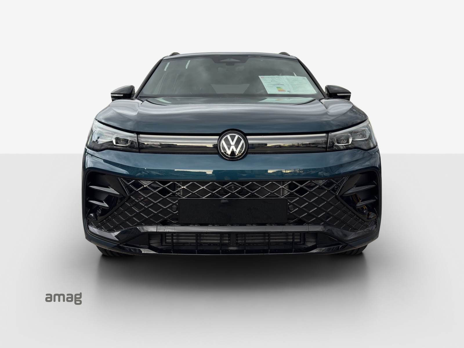 VW Tiguan 2.0 TSI DSG R-Line 4Motion-image-6