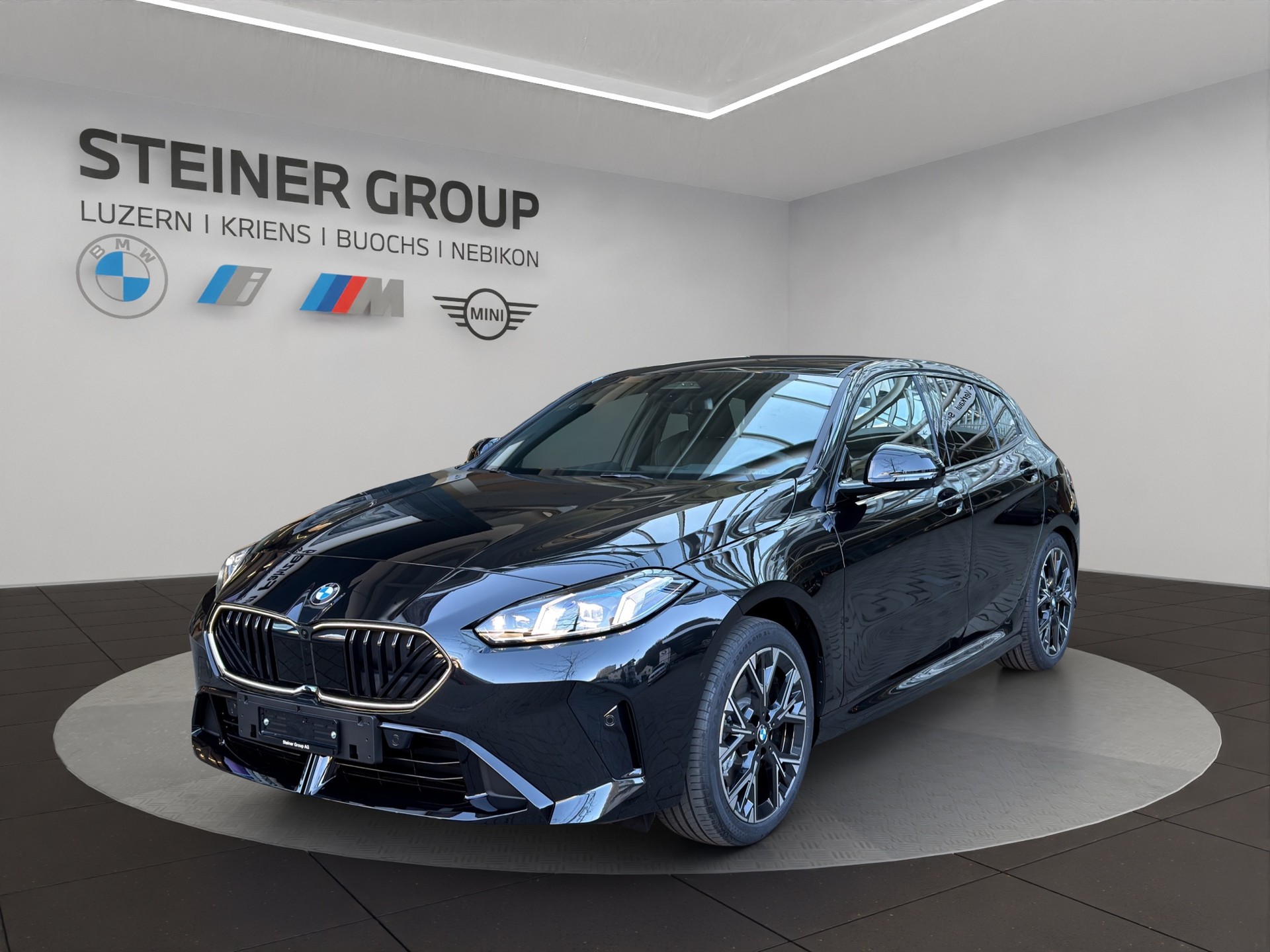 BMW 123 xDrive M Sport Steptronic-image-0
