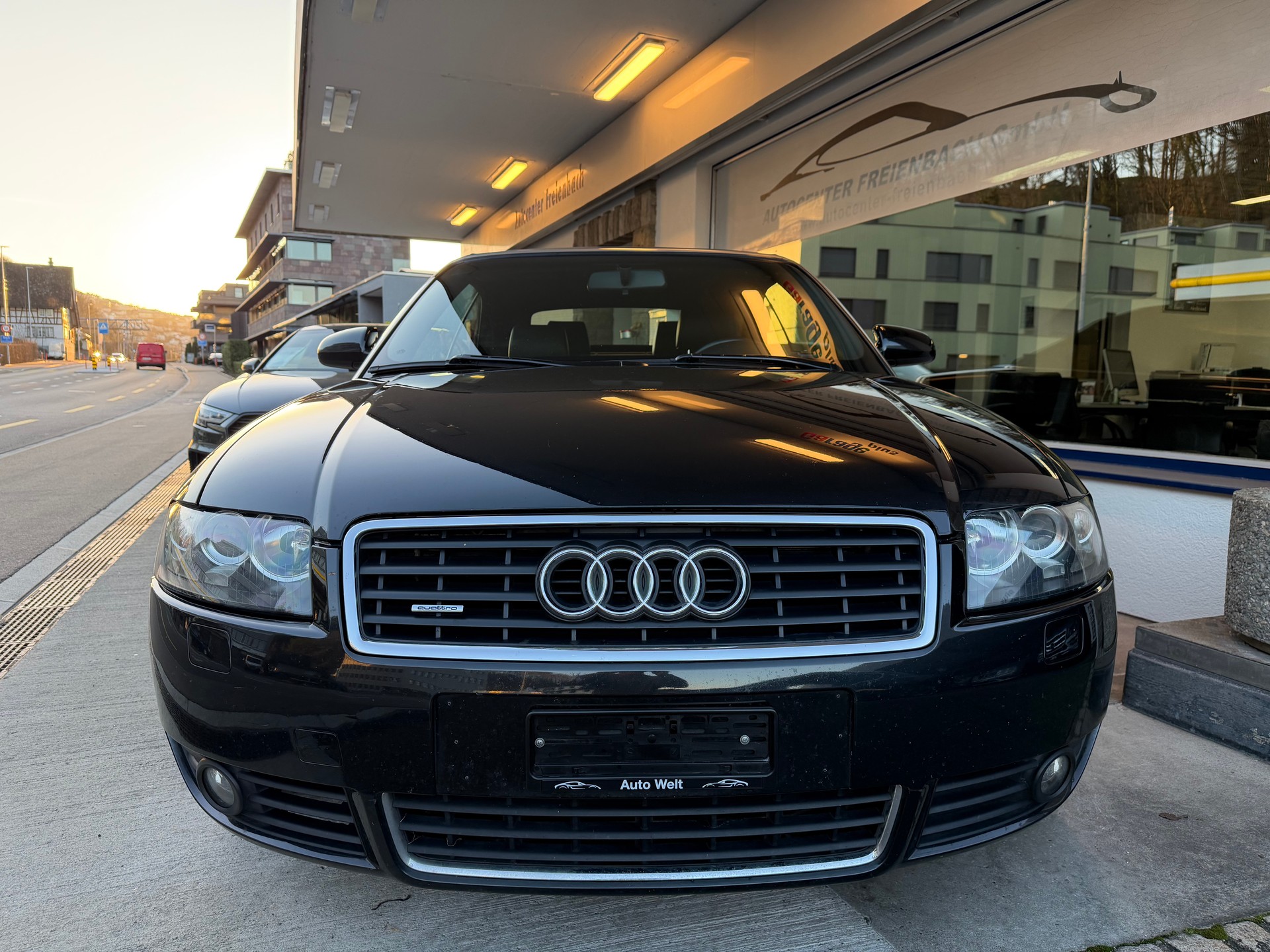 AUDI A4 Cabriolet 3.0 quattro-showroom-element-1