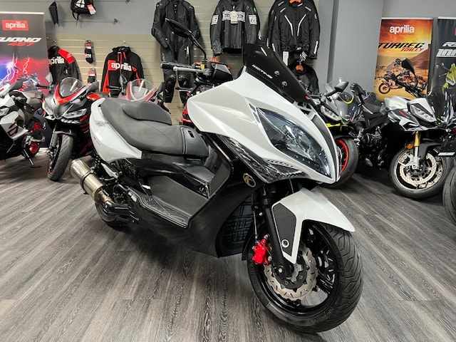 KYMCO Xciting 500 R injection-showroom-element-1