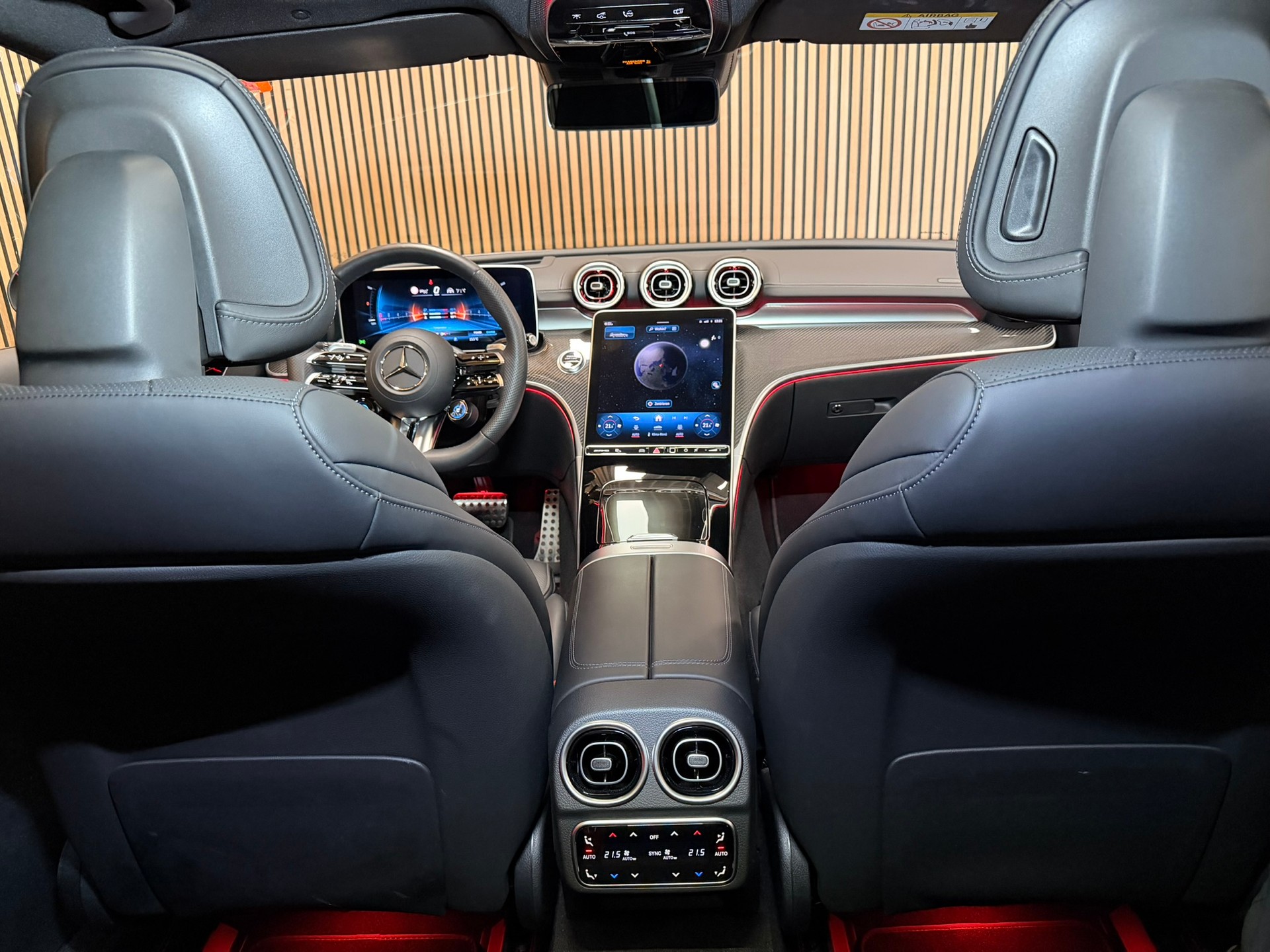 MERCEDES-BENZ C 43 T AMG 4Matic-image-21