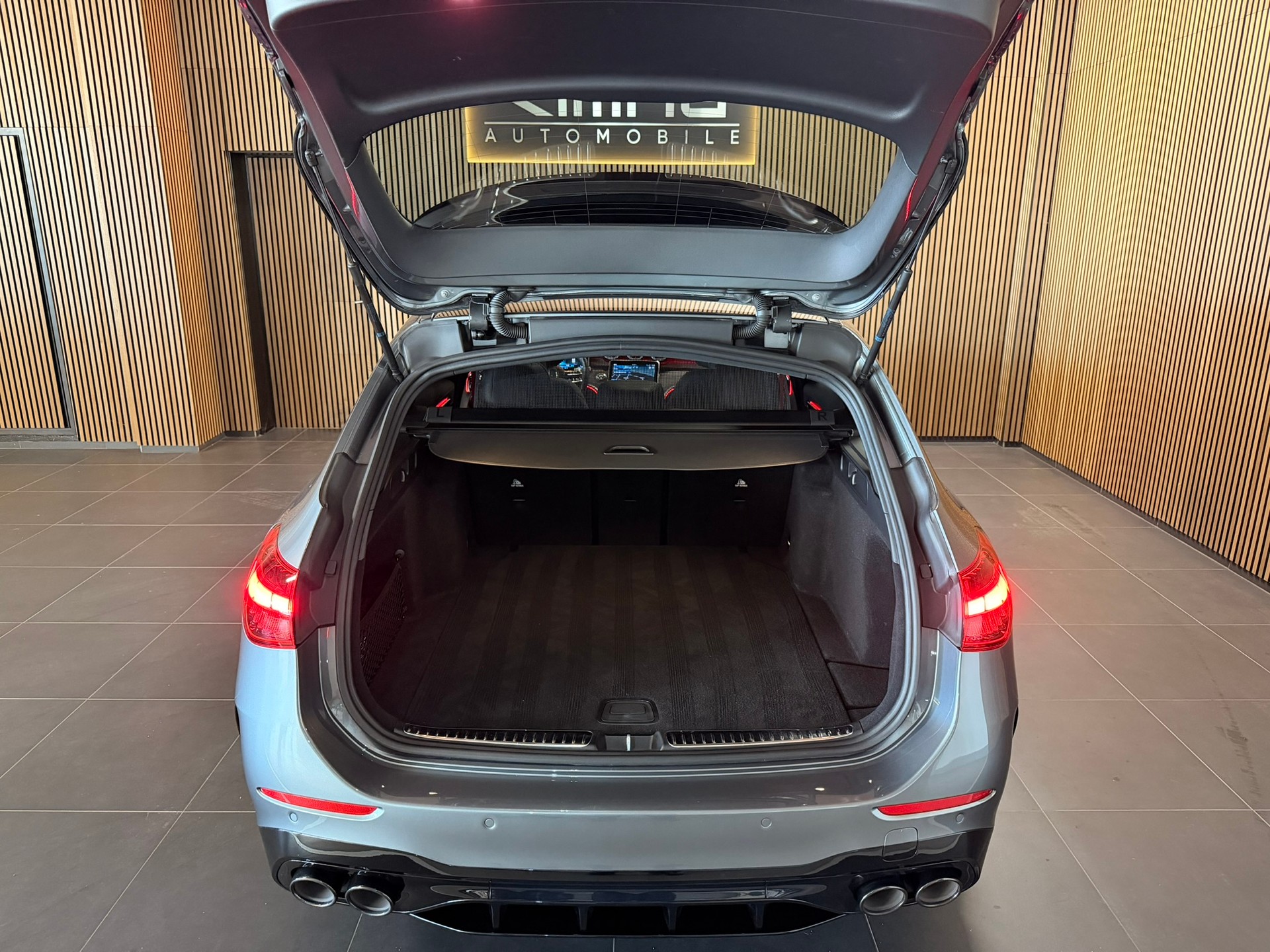 MERCEDES-BENZ C 43 T AMG 4Matic-image-8